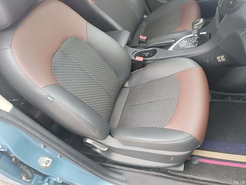 DongFeng AX5, 2018 20