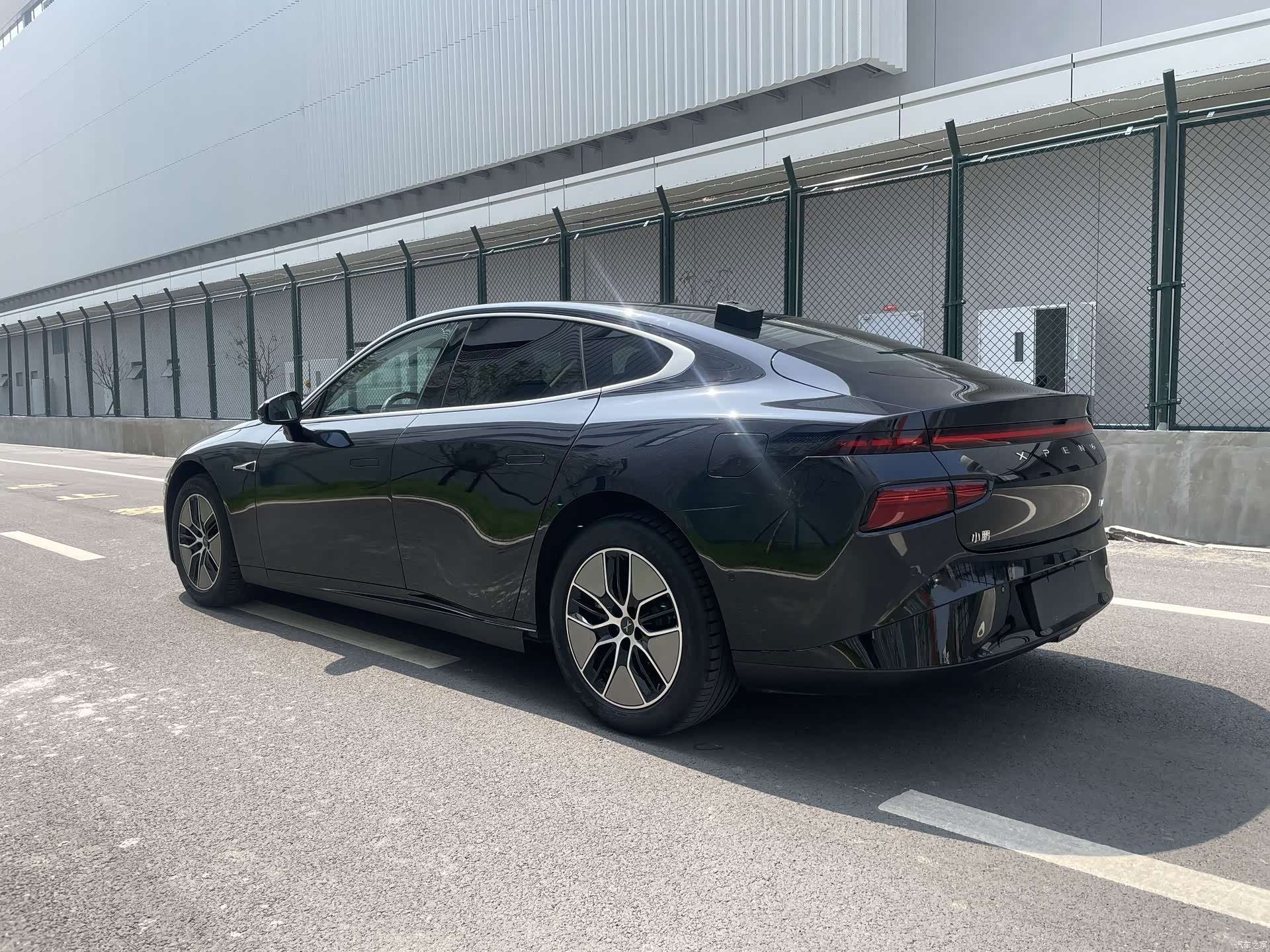 Xpeng P7, 2023 4