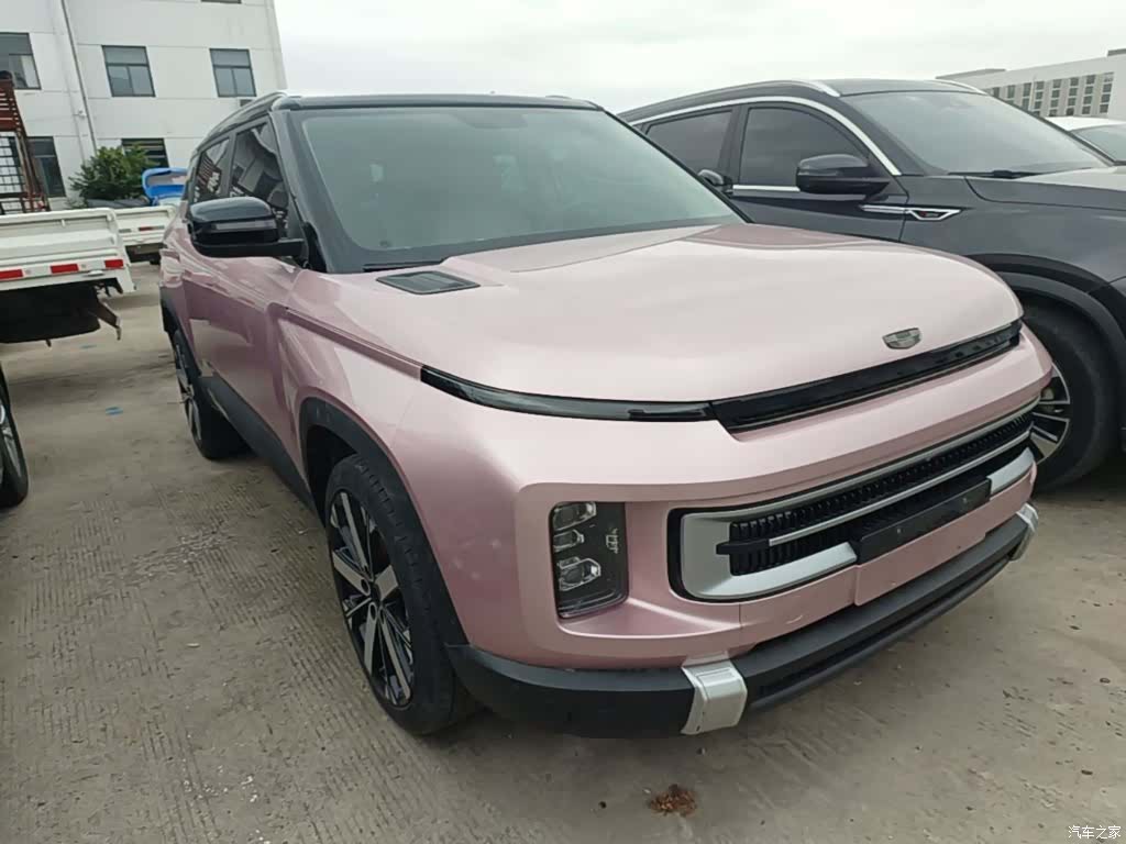 Geely Icon, 2023 4