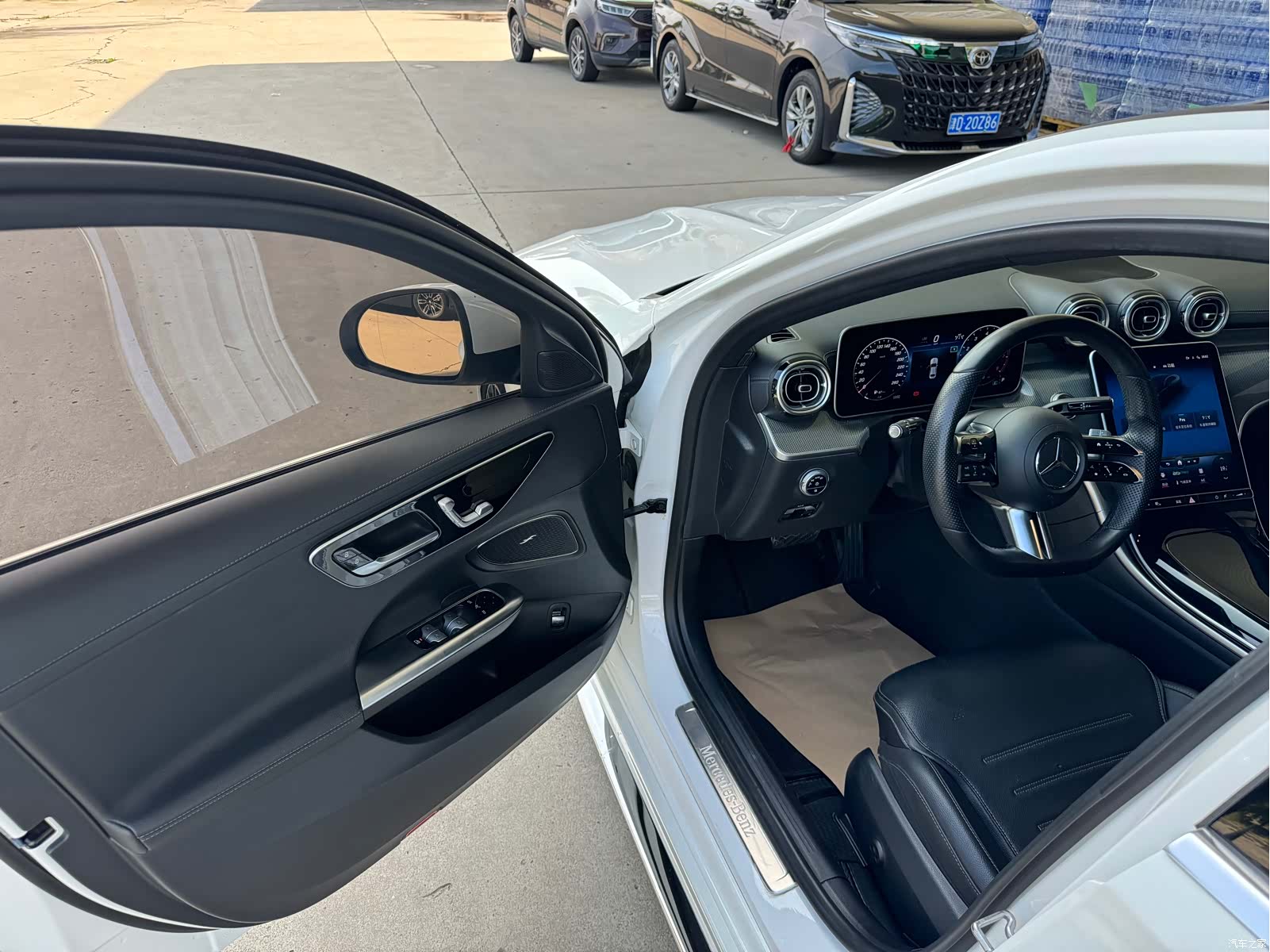 Mercedes-Benz C-Class, 2022 все фото