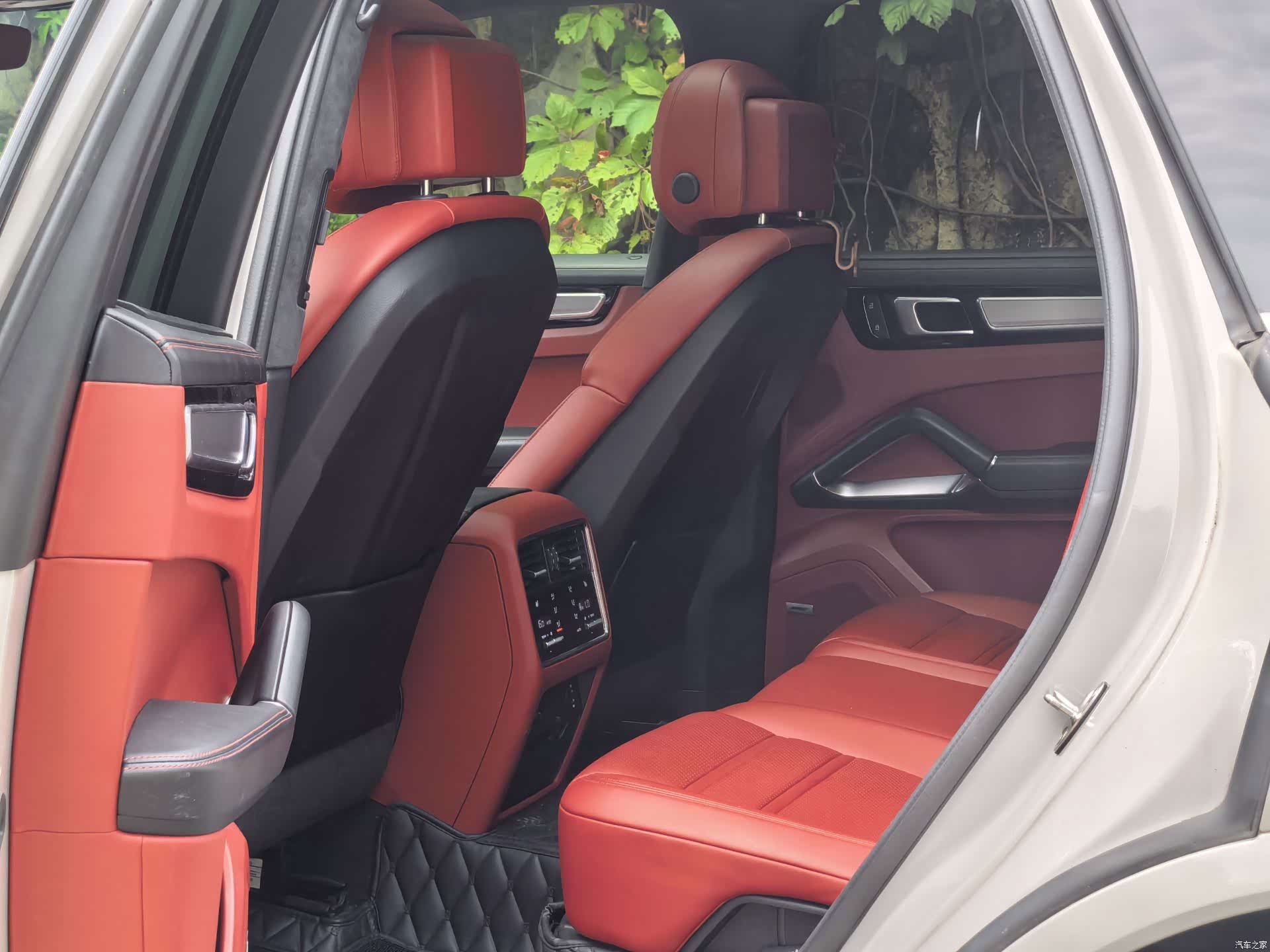 Porsche Cayenne, 2022 4