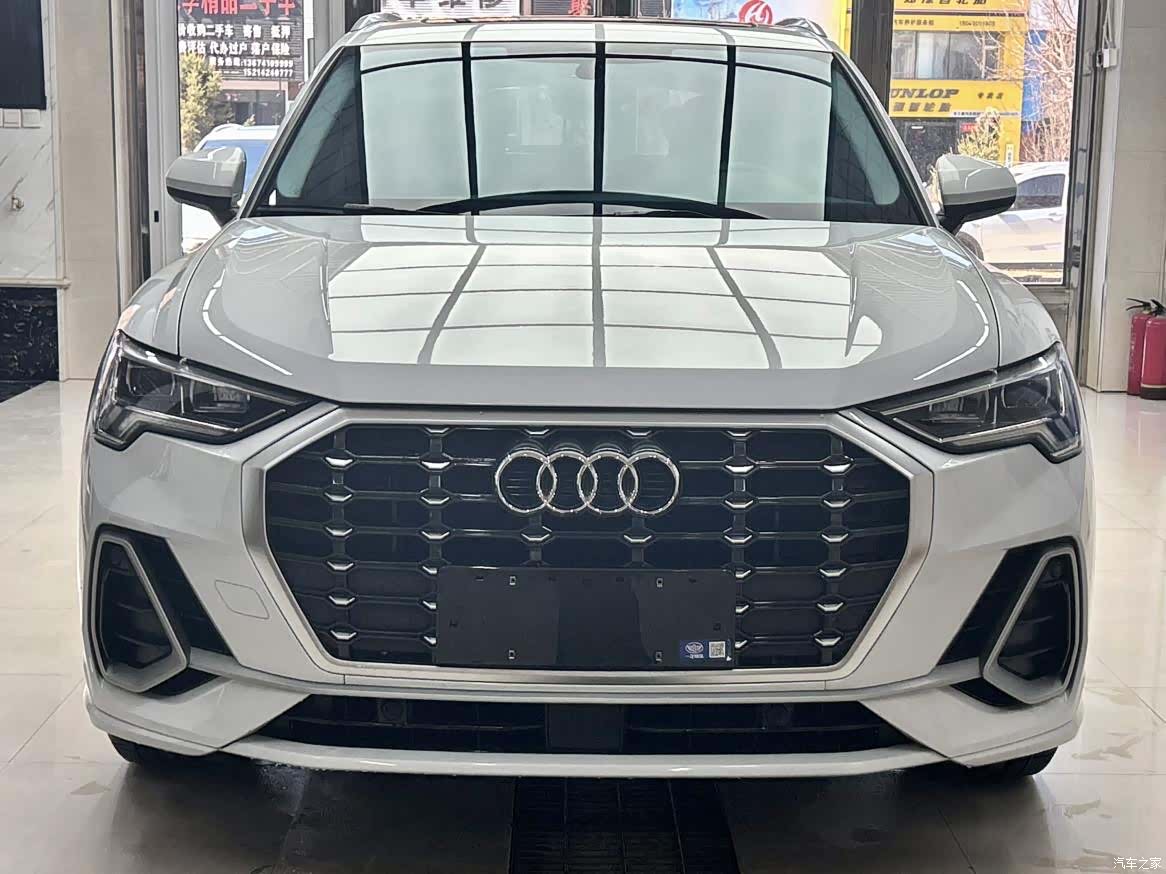Audi Q3, 2022 2