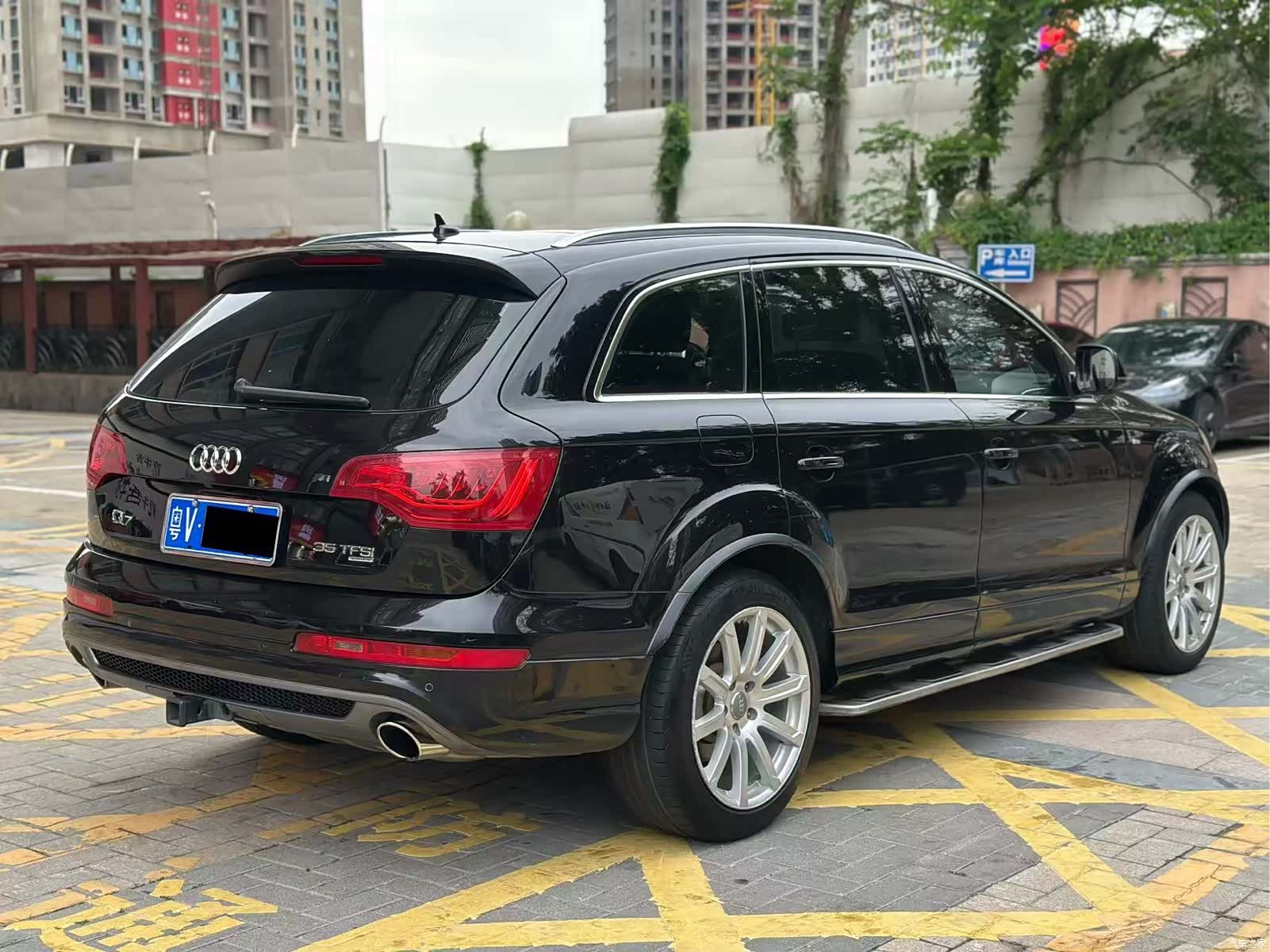 Audi Q7, 2013 11