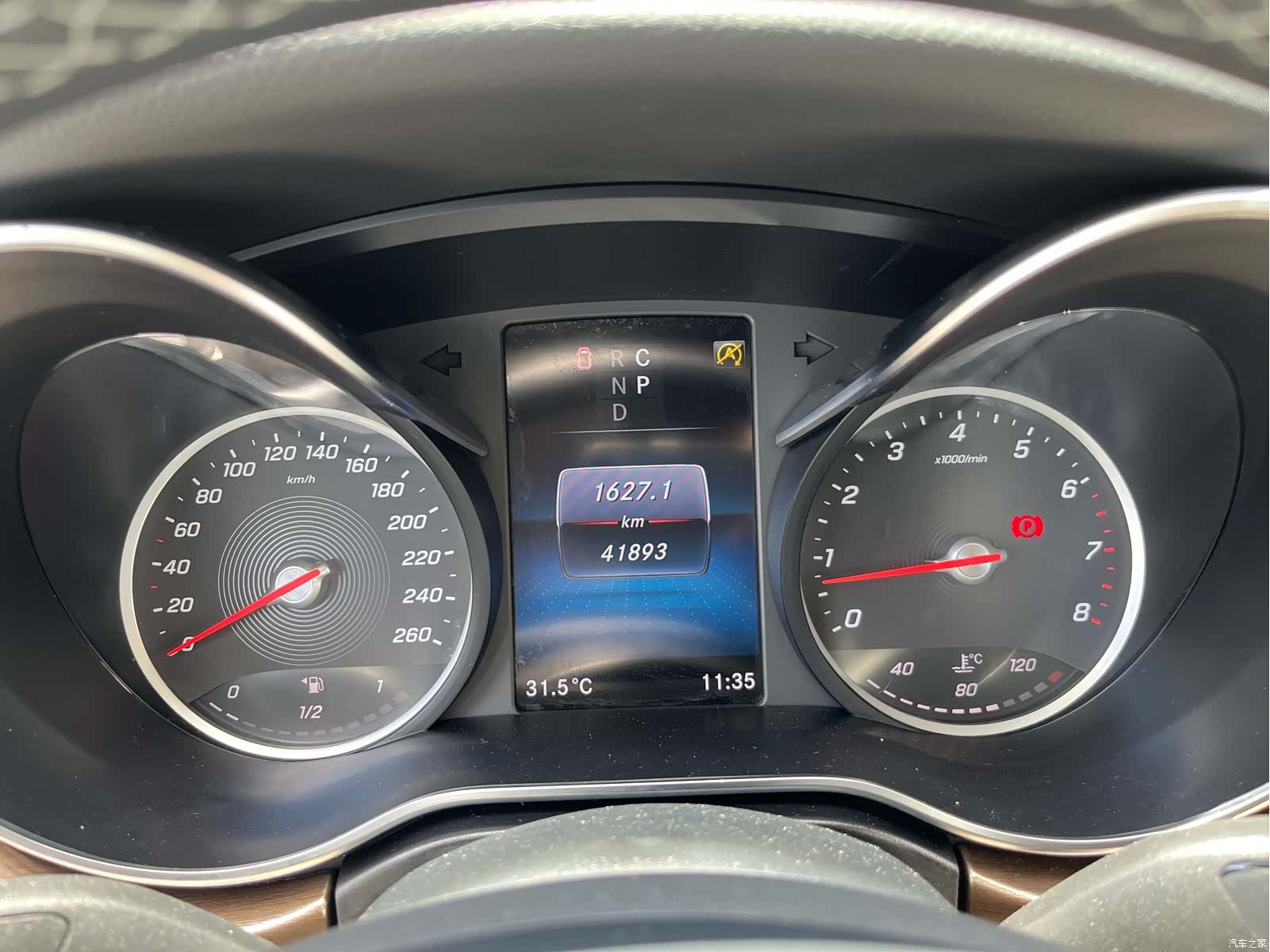 Mercedes-Benz V-Class, 2022 18