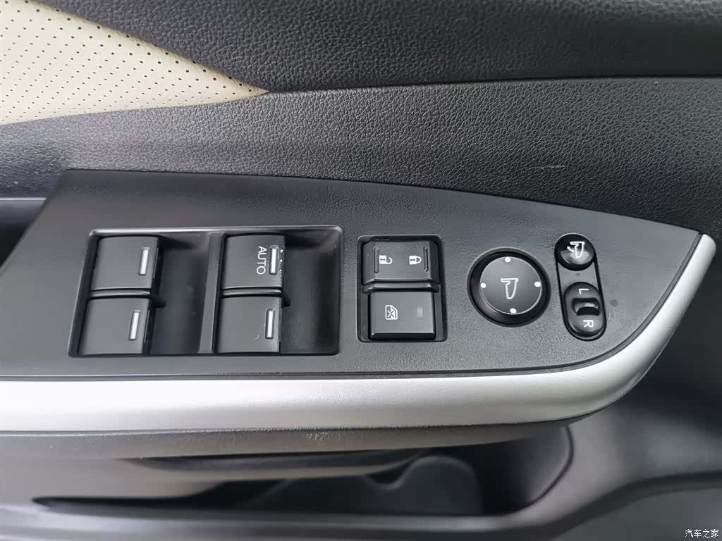 Honda CR-V, 2015 9