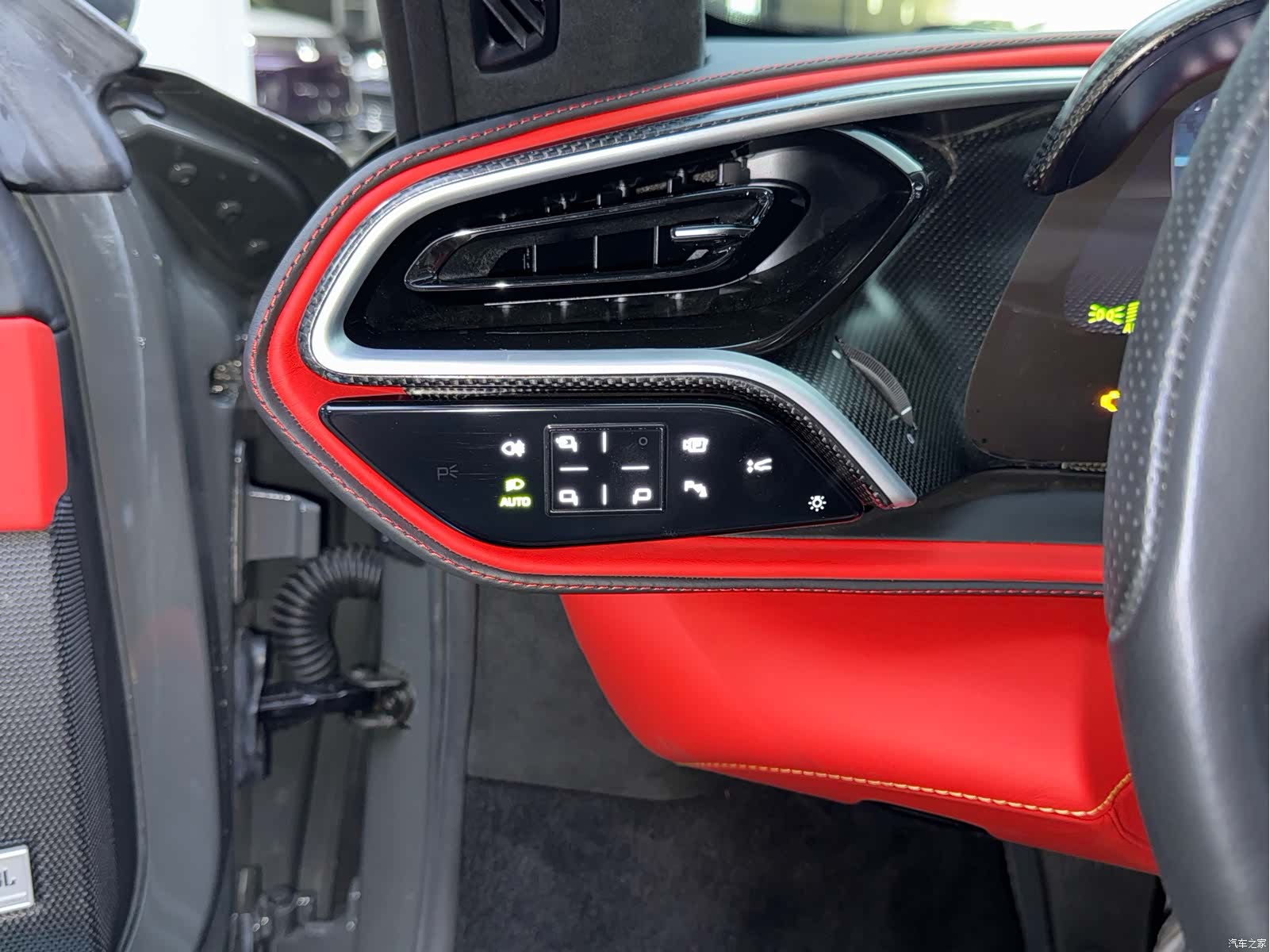 Ferrari 296, 2024 13