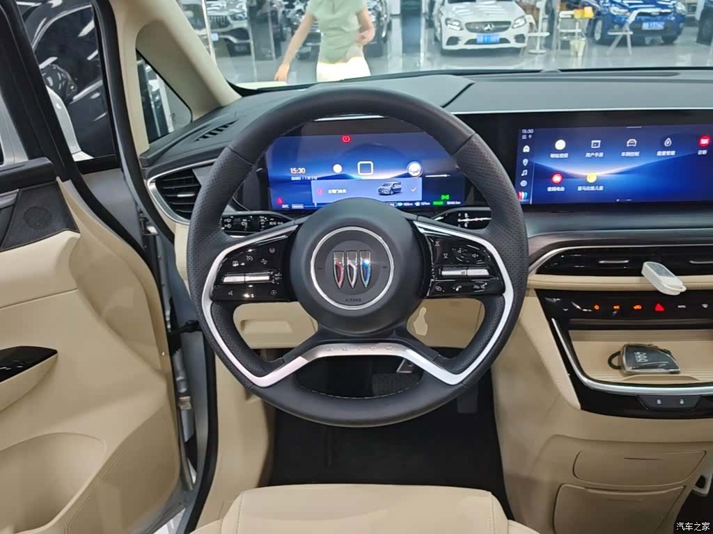 Buick GL8, 2025 11