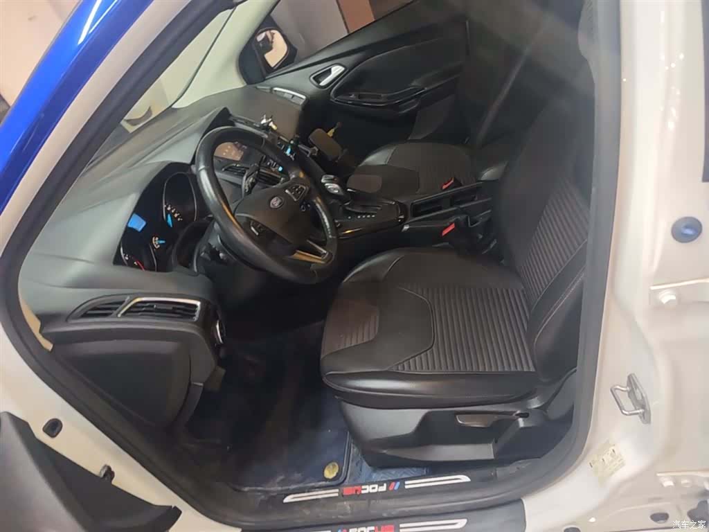 Ford Focus, 2017 15