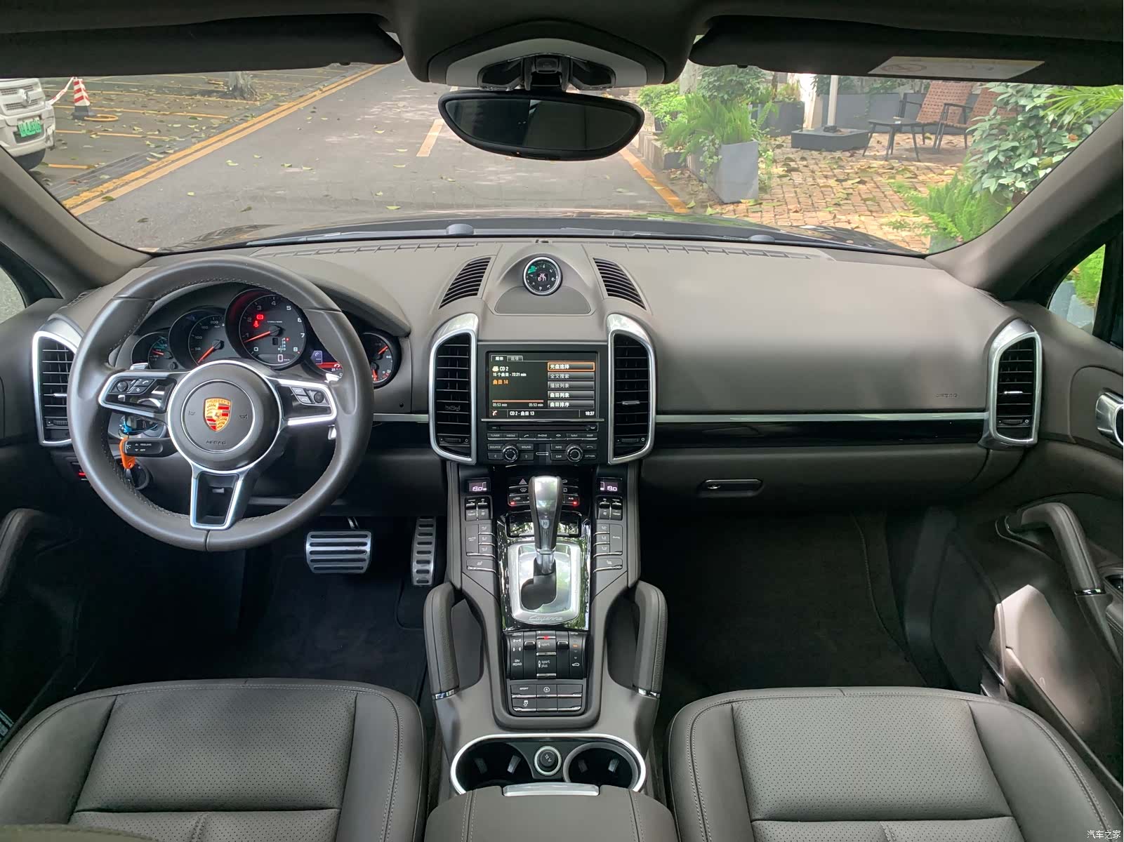 Porsche Cayenne, 2015 8
