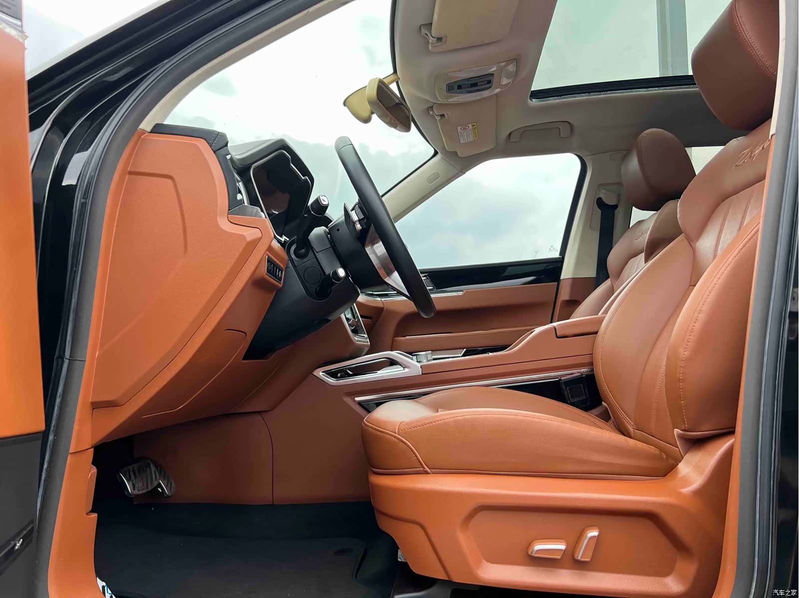 Zotye T700, 2018 8