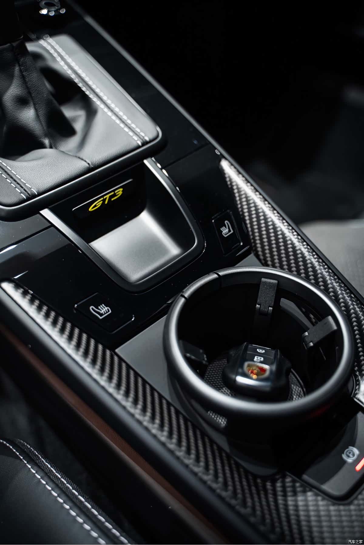 Porsche 911, 2025 15