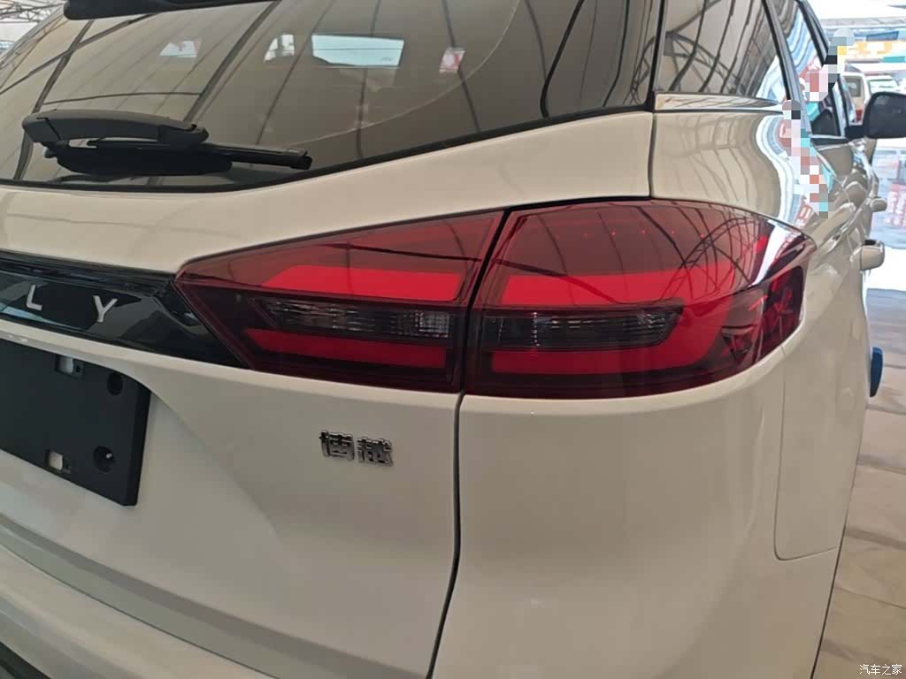 Geely Boyue, 2022 8