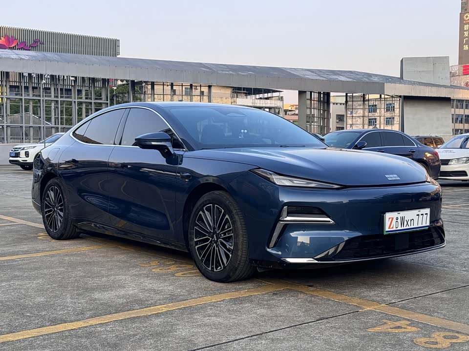 Geely Galaxy Galaxy Sparkle 8