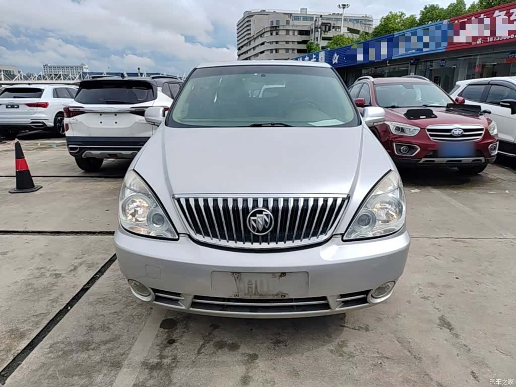 Buick GL8, 2016 3