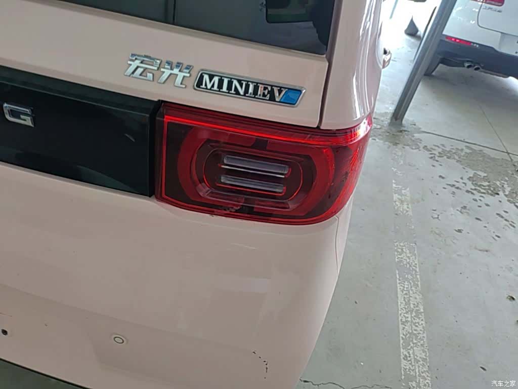Wuling MINIEV, 2022 8