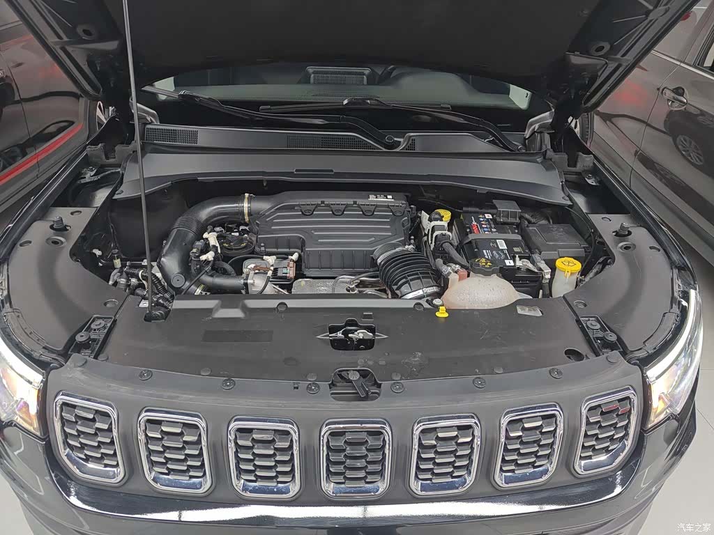 Jeep Compass, 2022 10