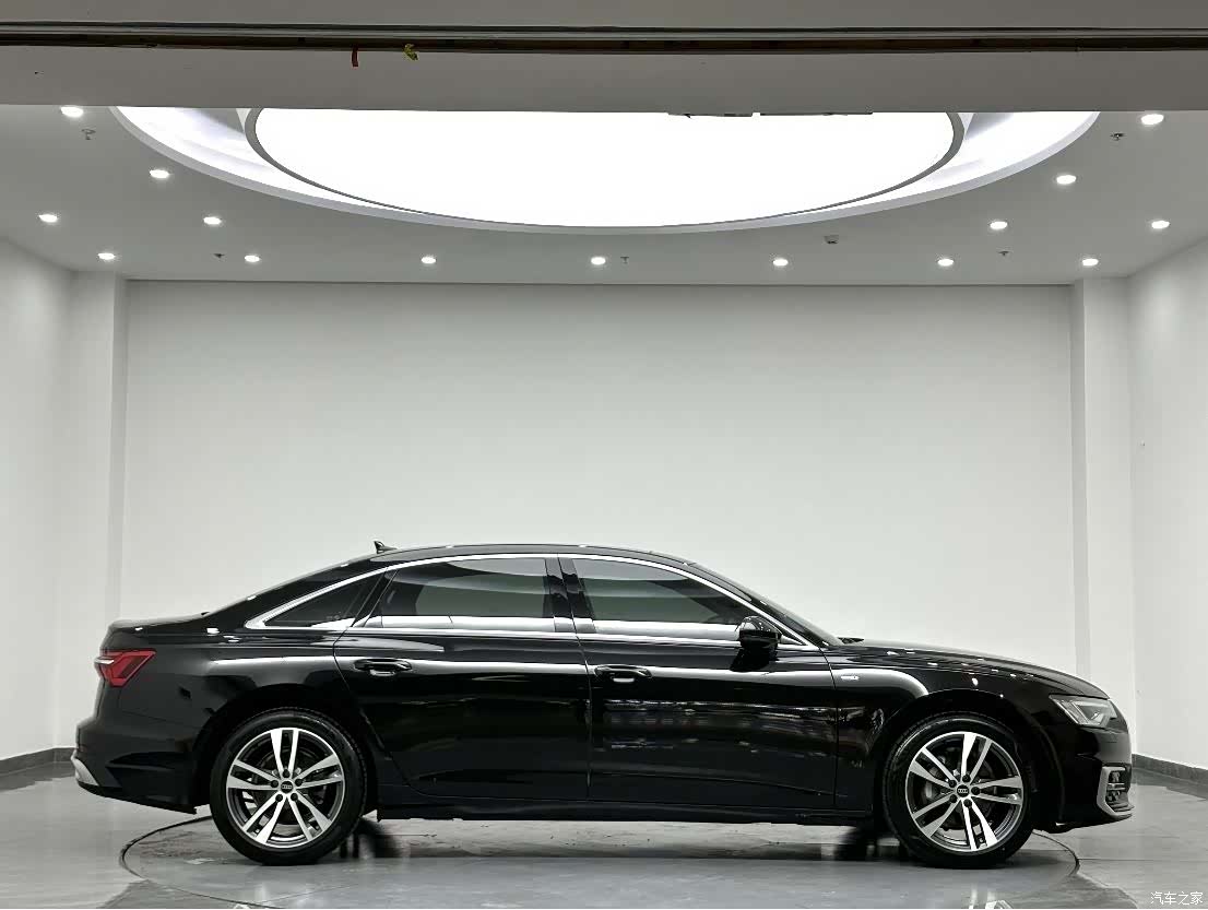 Audi A6L, 2023 все фото