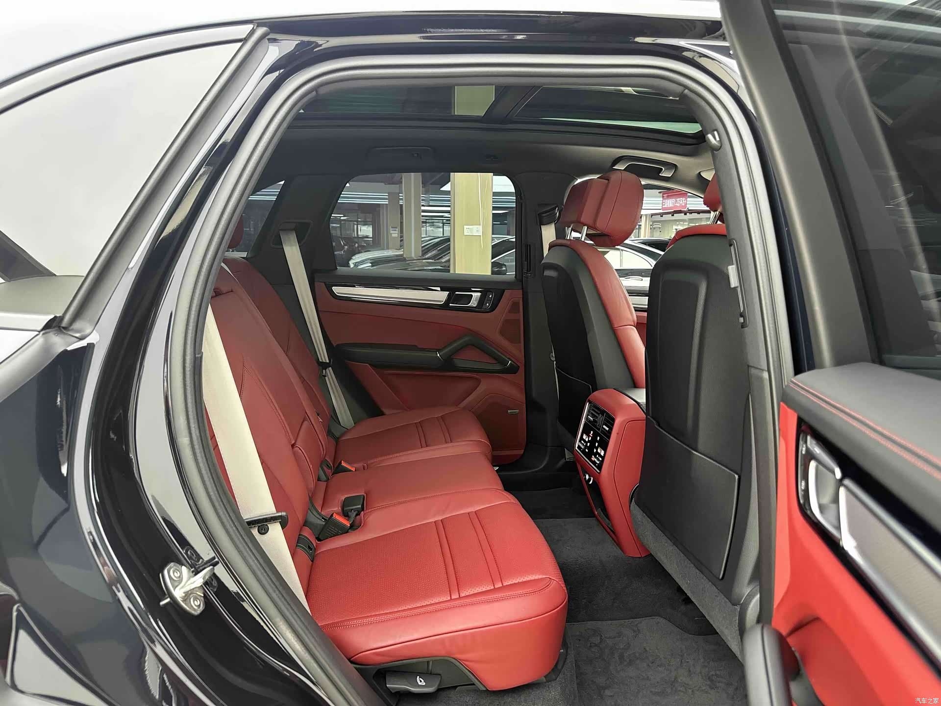 Porsche Cayenne, 2023 6