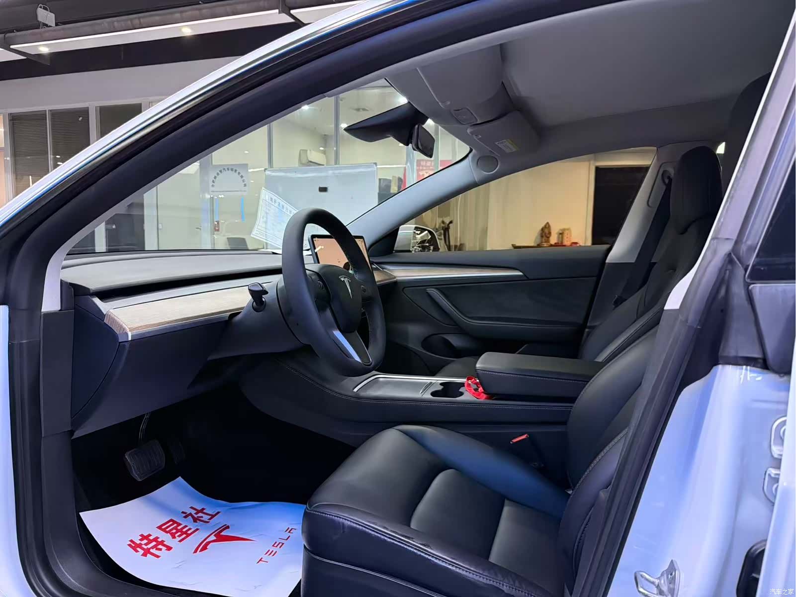 Tesla Model 3, 2022 4