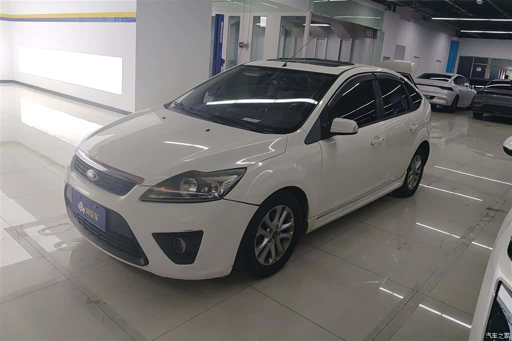 Ford Focus, 2011 1