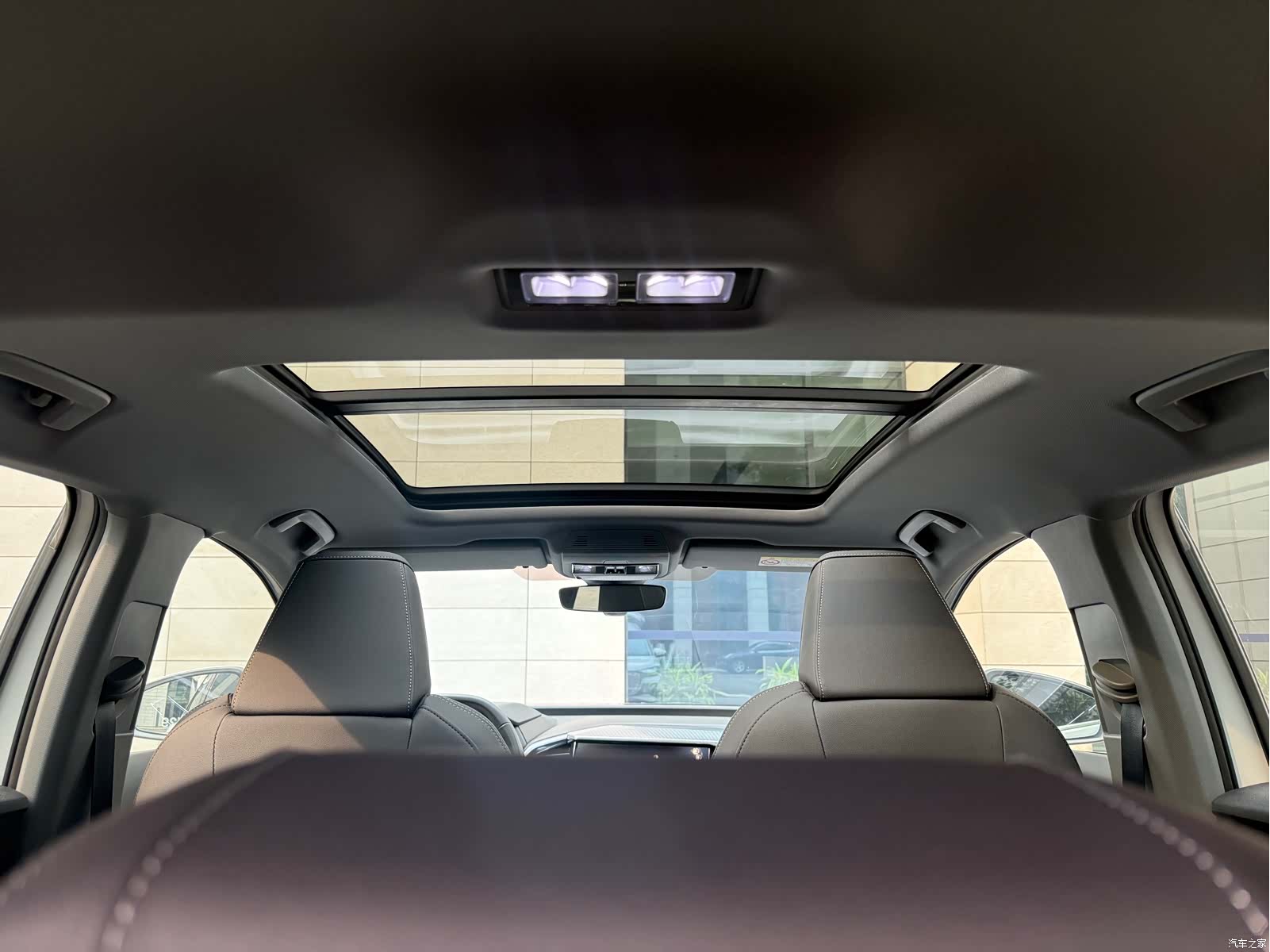 Audi Q4 e-tron, 2023 15