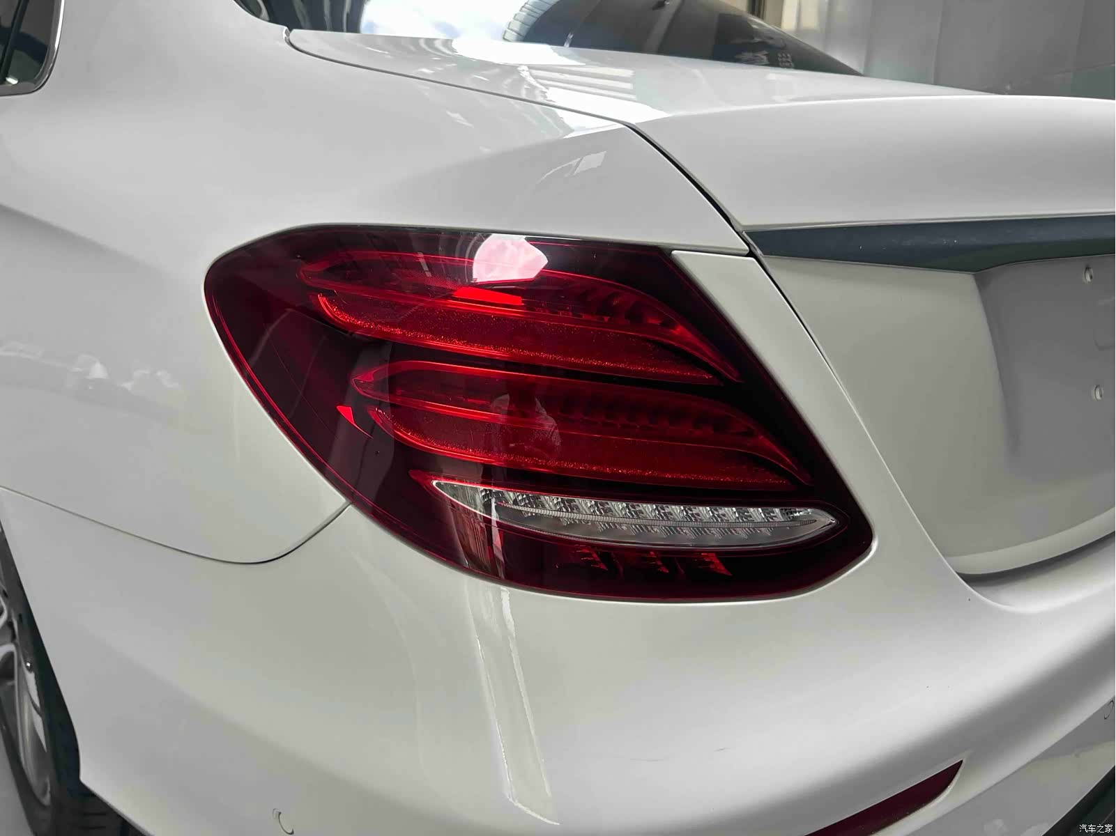 Mercedes-Benz E-Class, 2019 4