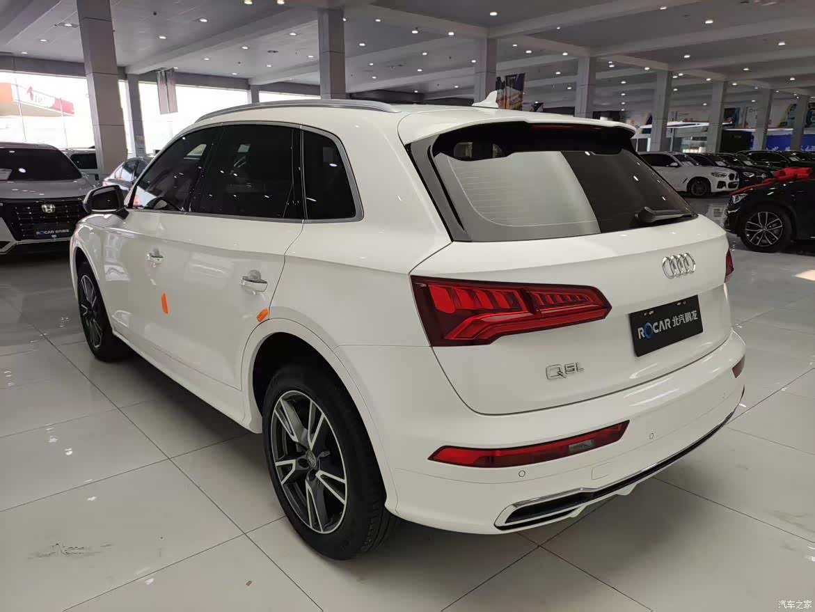 Audi Q5L, 2019 26