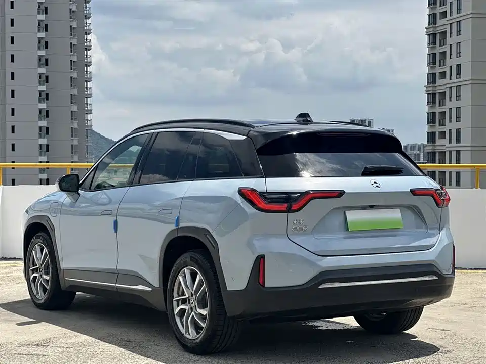 NIO ES6