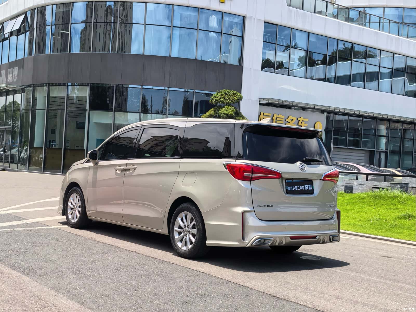 Buick GL8, 2020 17