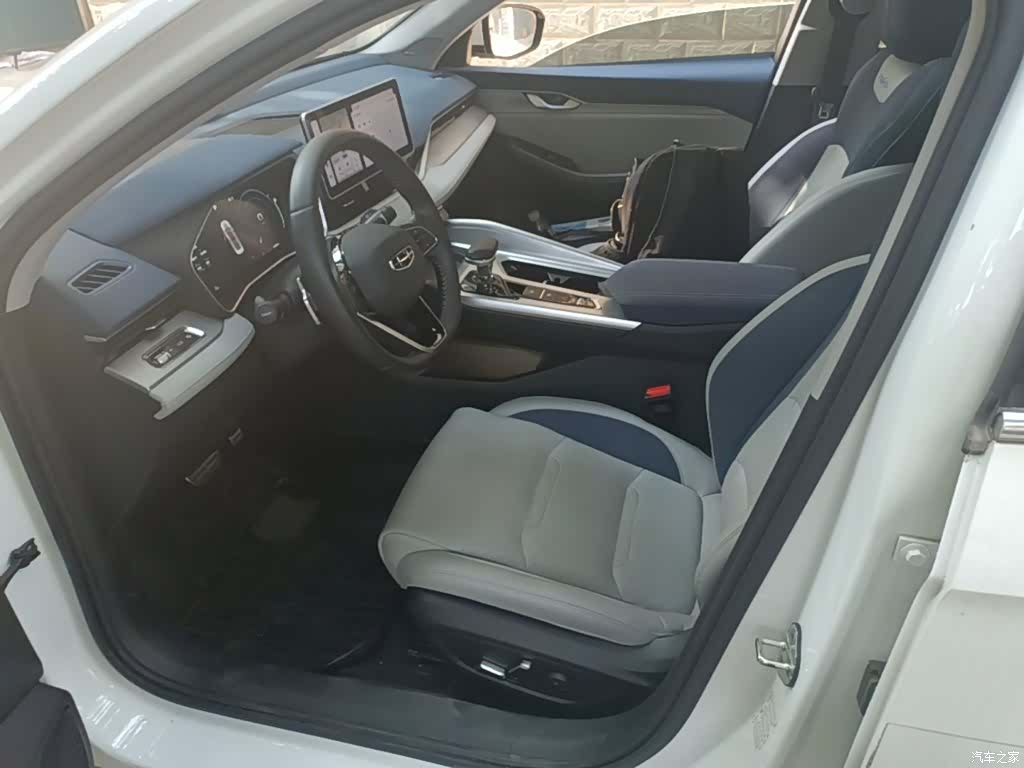 Geely Preface, 2023 15