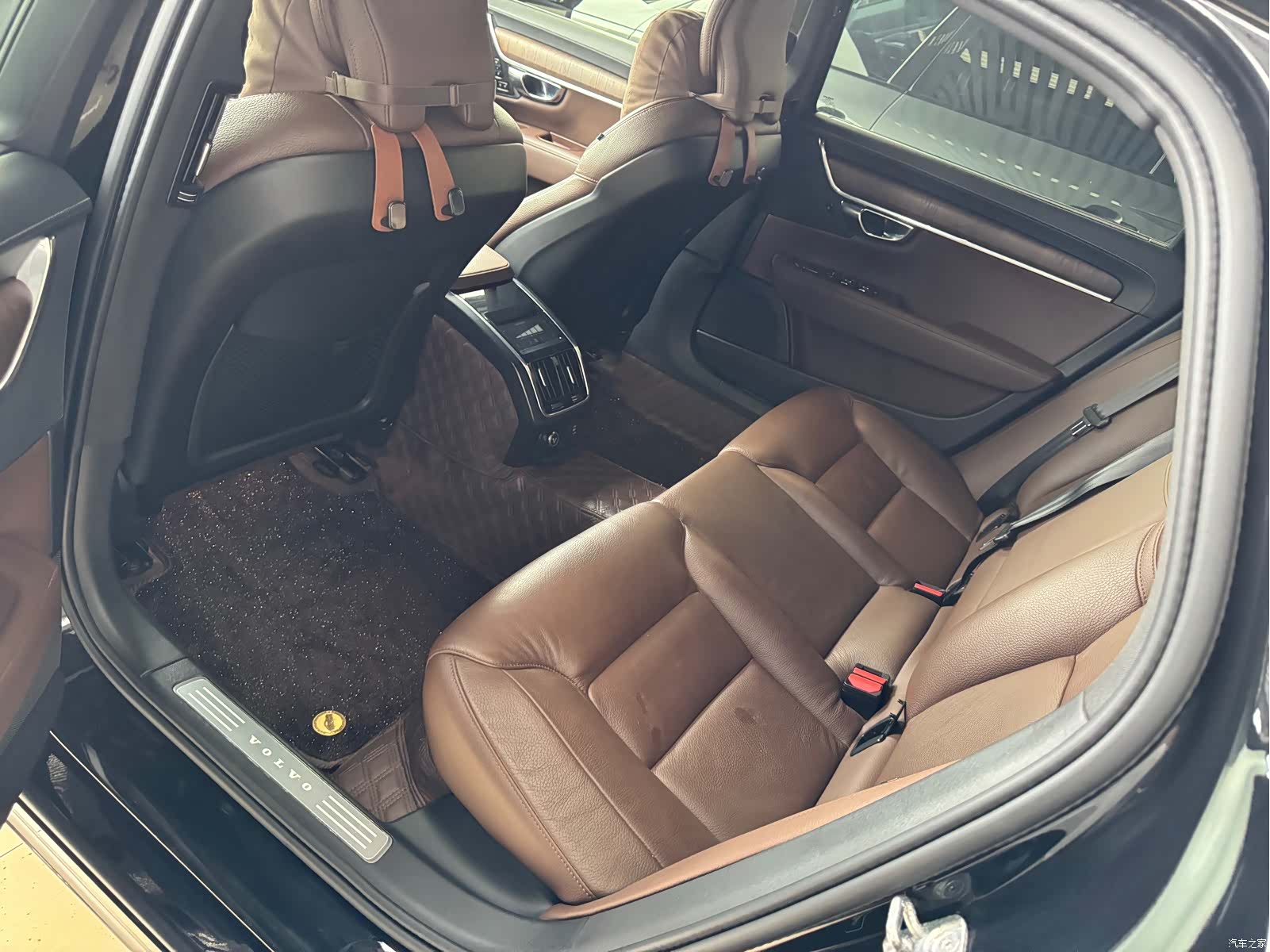 Volvo S90, 2021 3