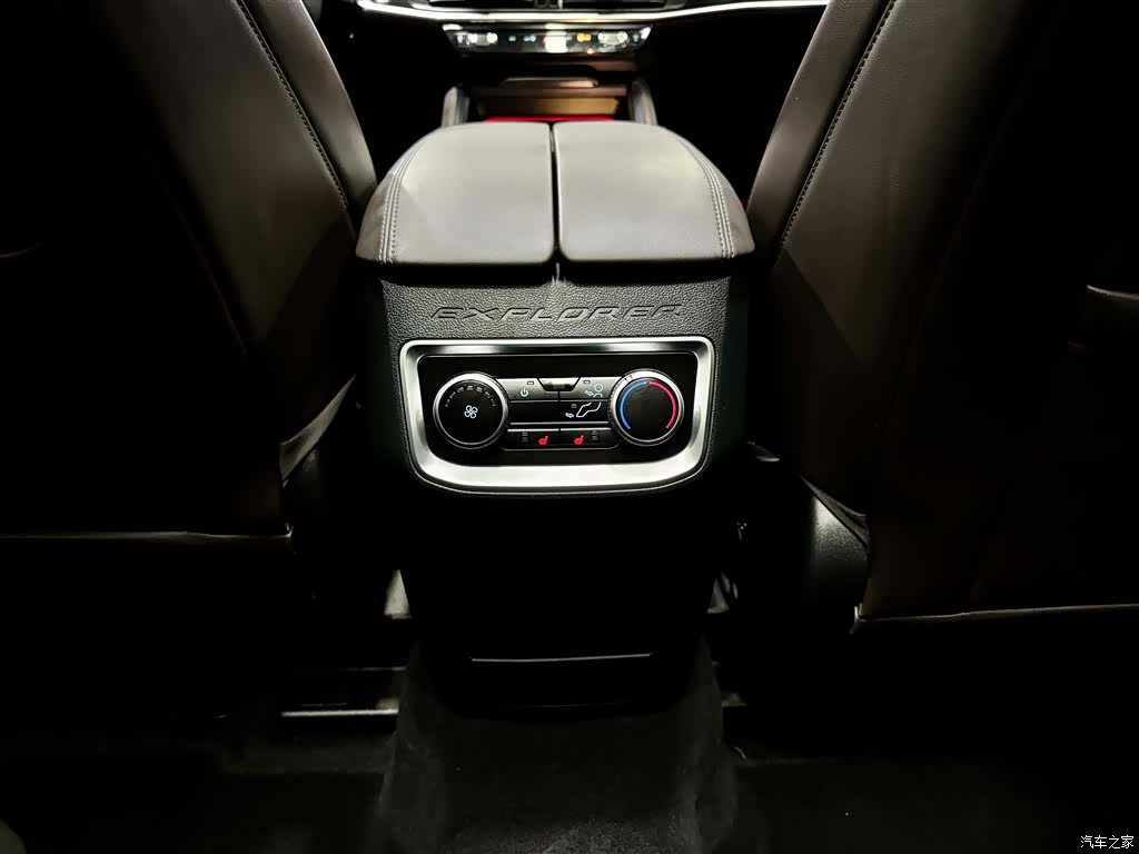 Ford Explorer, 2026 21