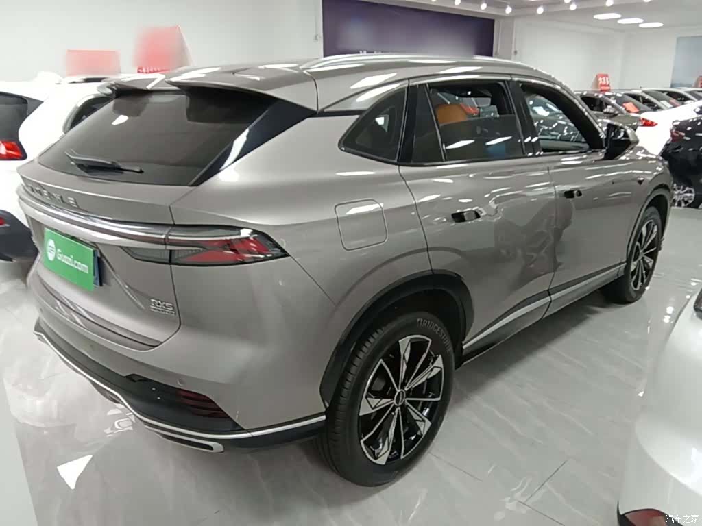 Roewe RX5, 2025 7