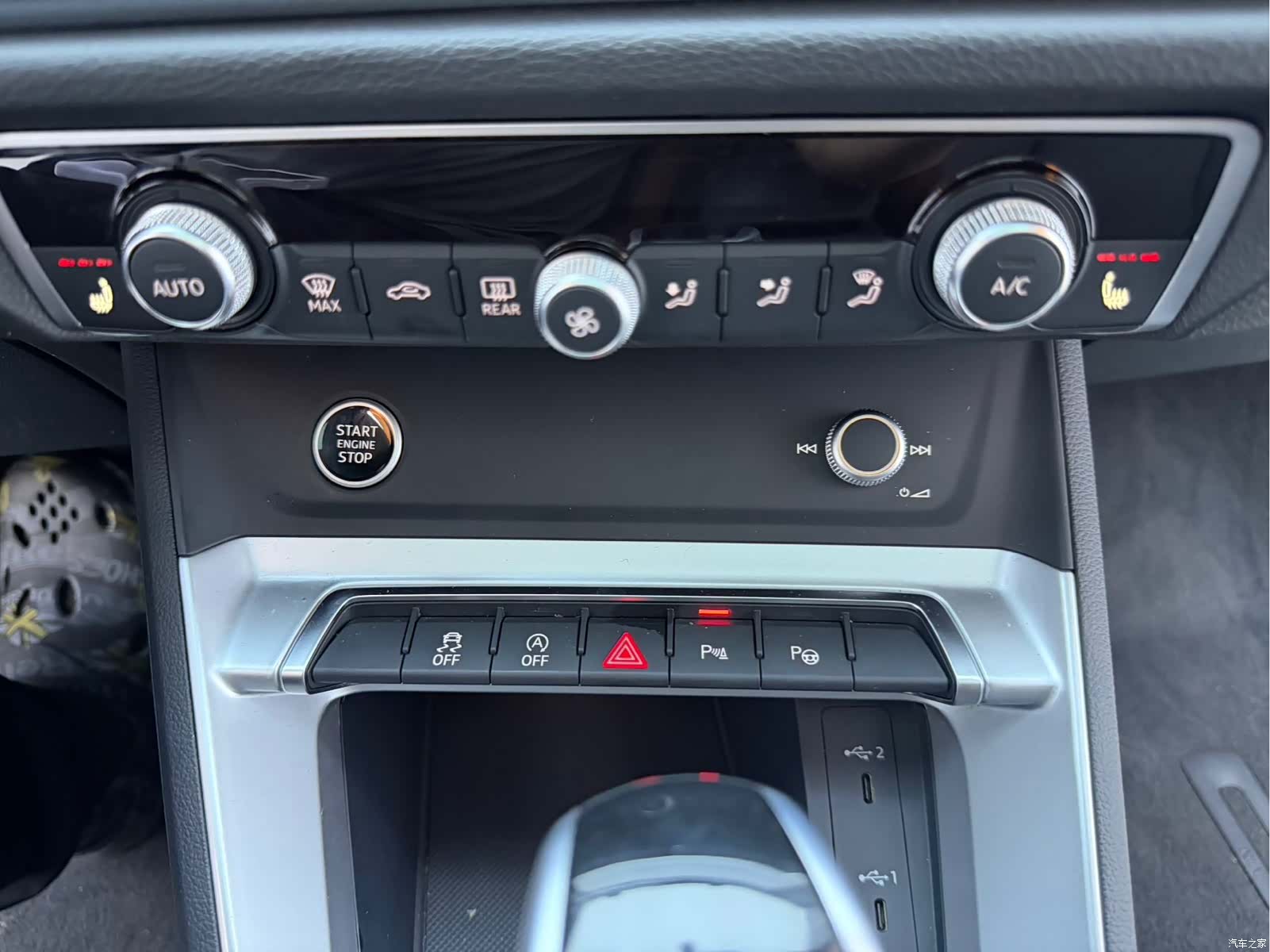 Audi Q3, 2023 10