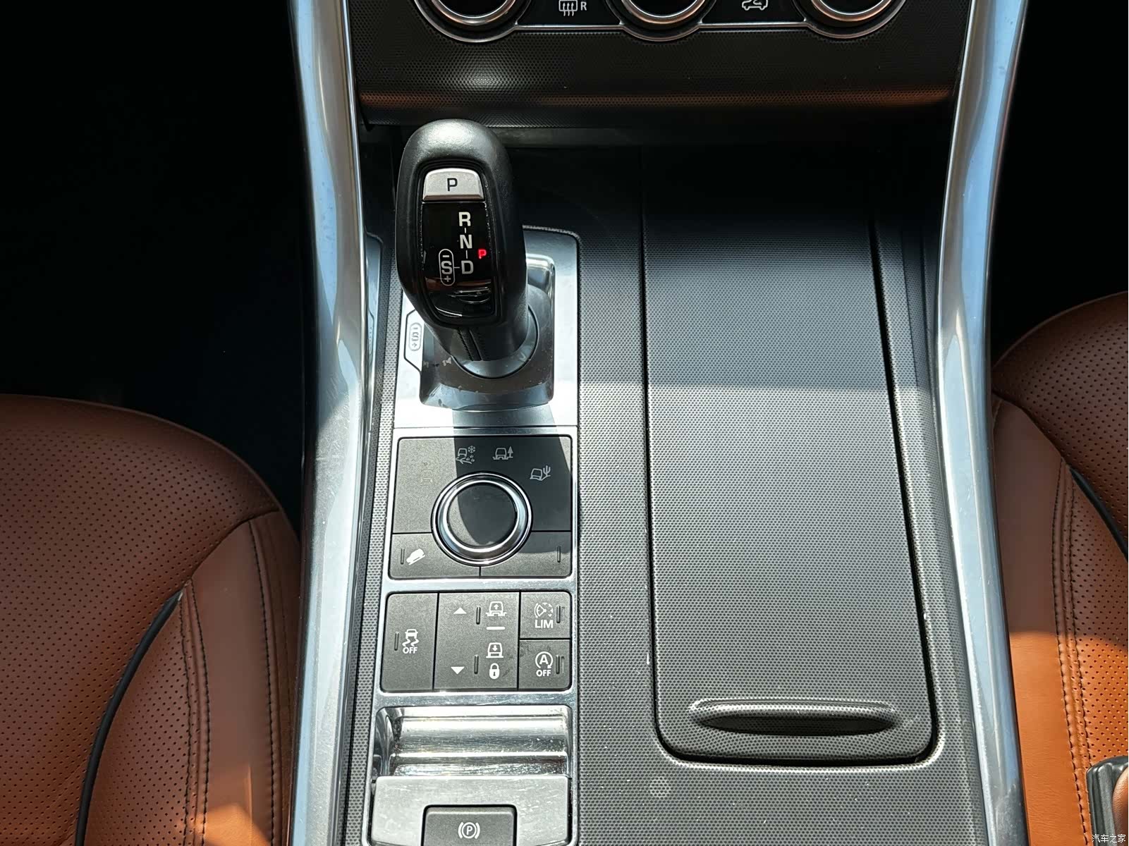 Land Rover Range Rover, 2018 15