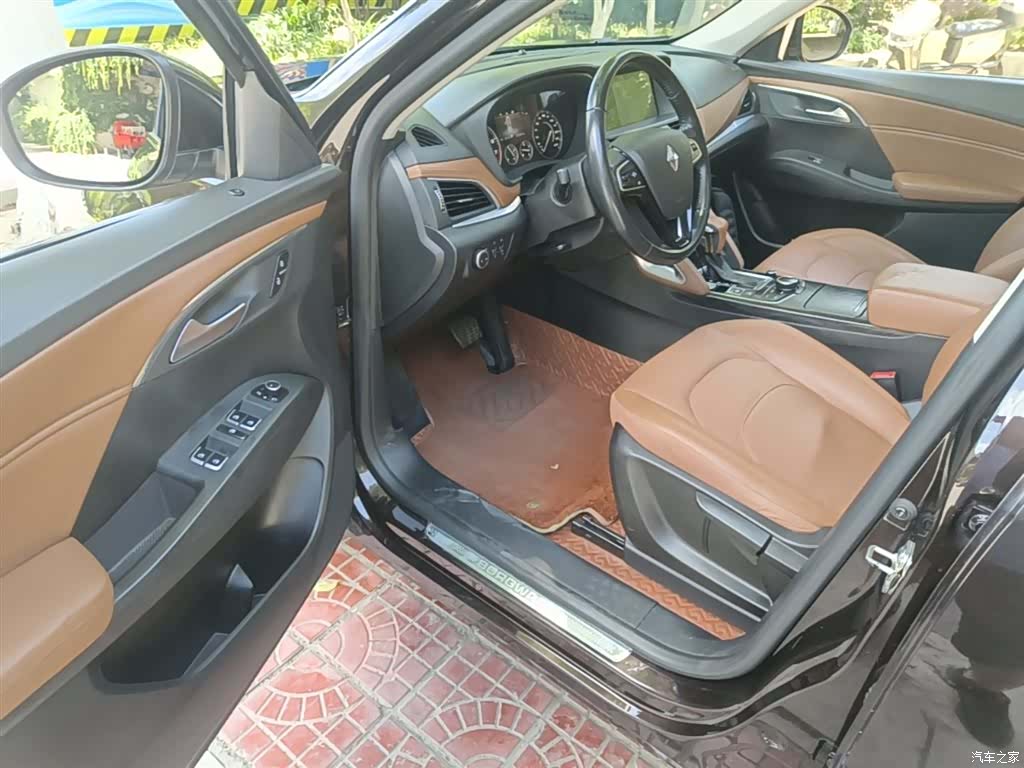 Borgward BX7, 2017 16