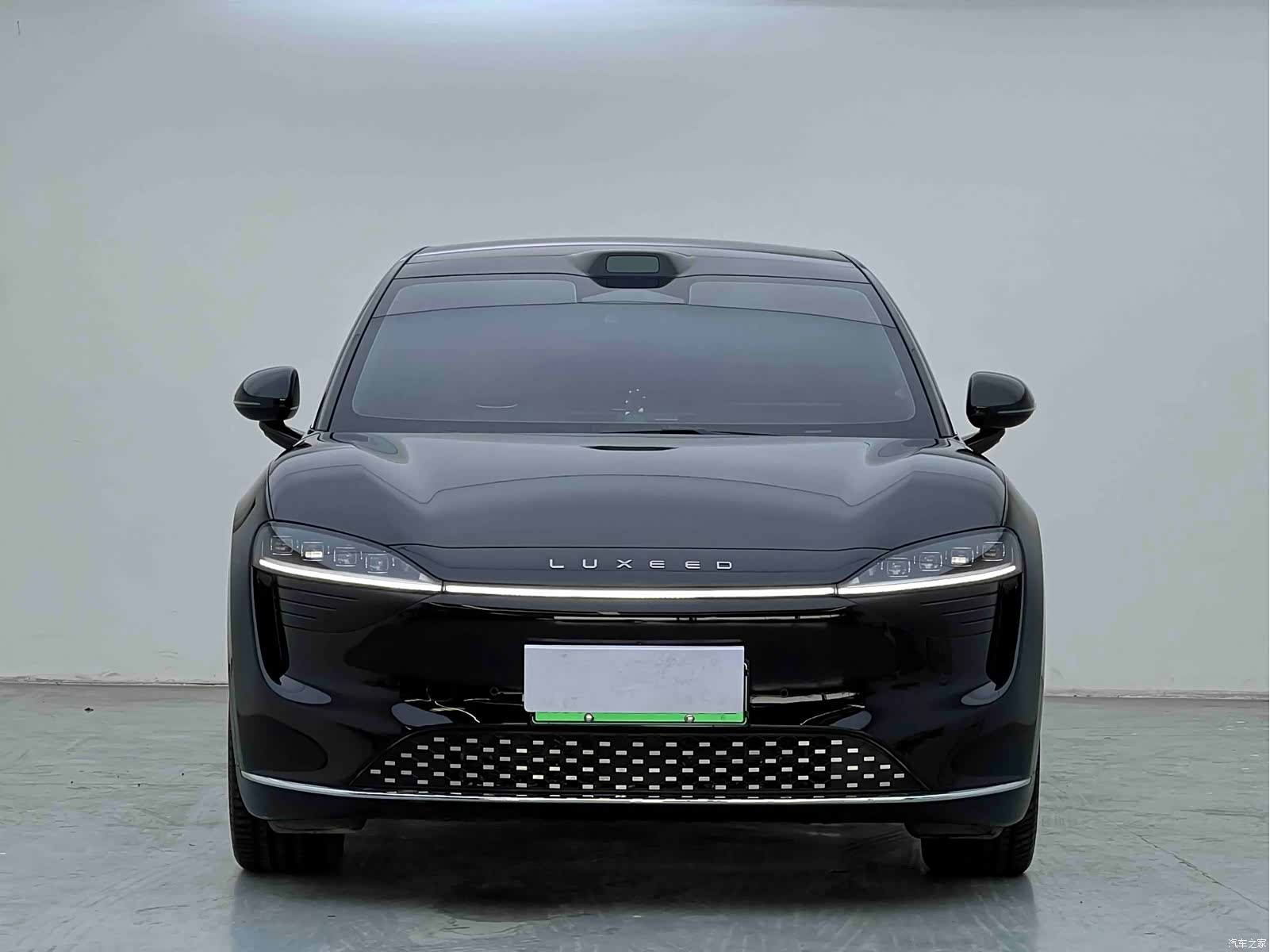 Luxeed R7, 2025 2