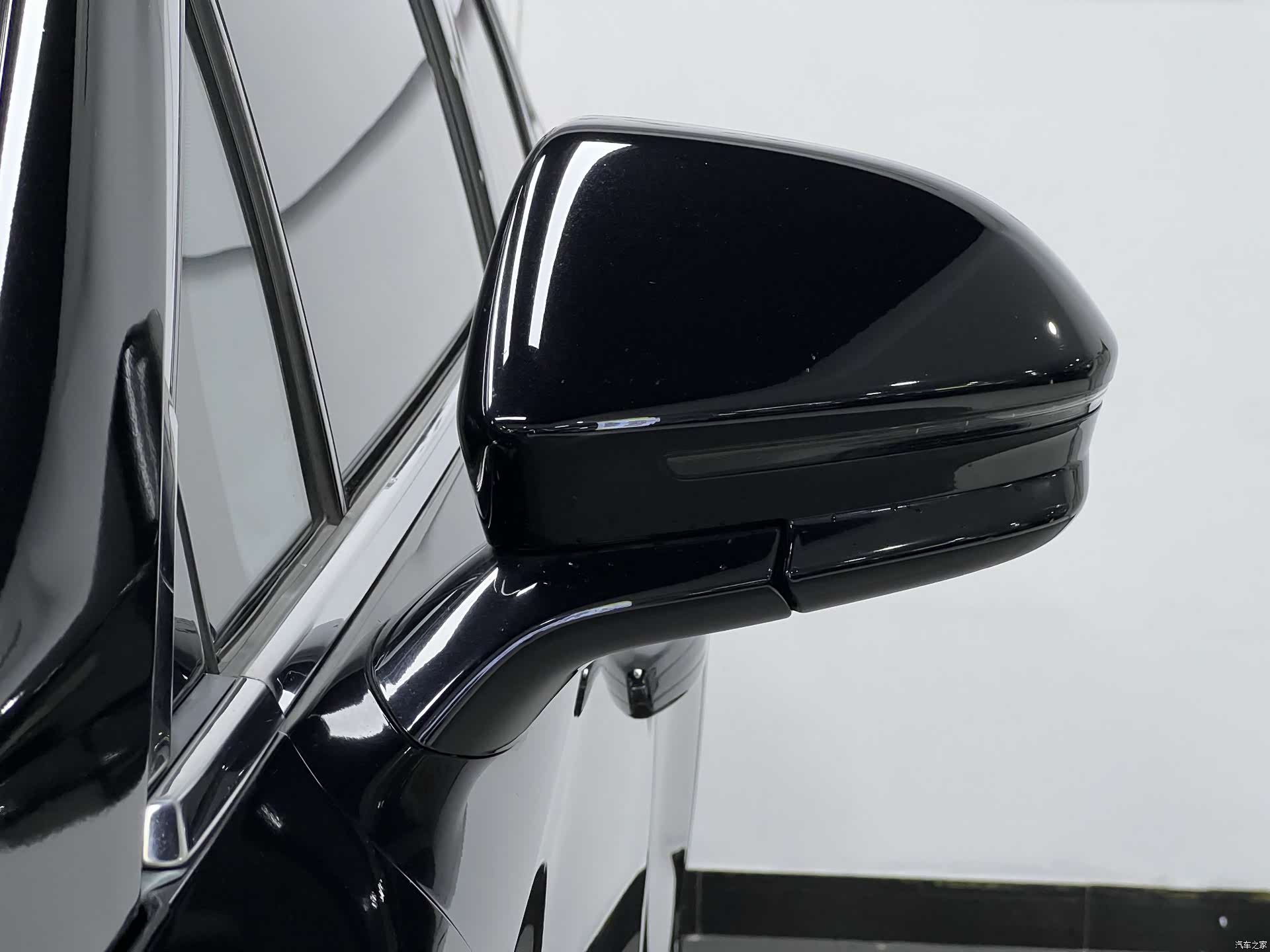 Lincoln MKC, 2018 10