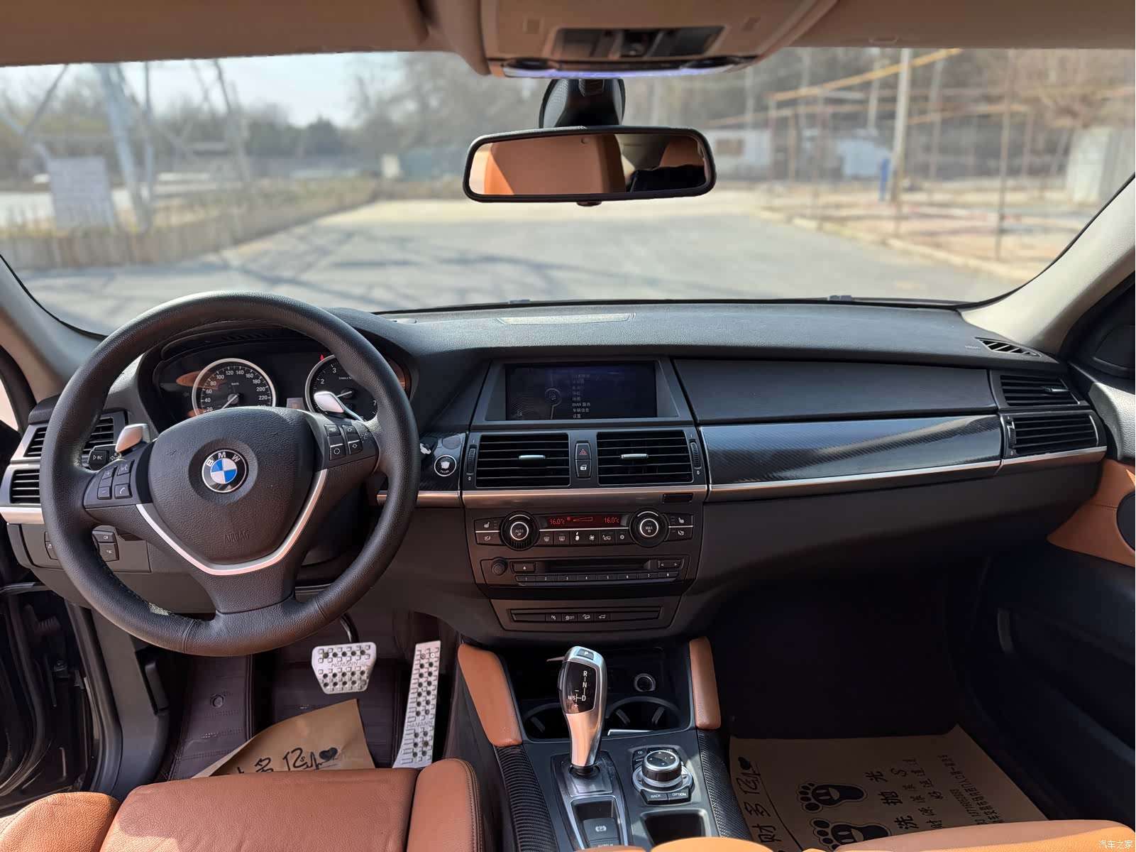BMW X6, 2010 10