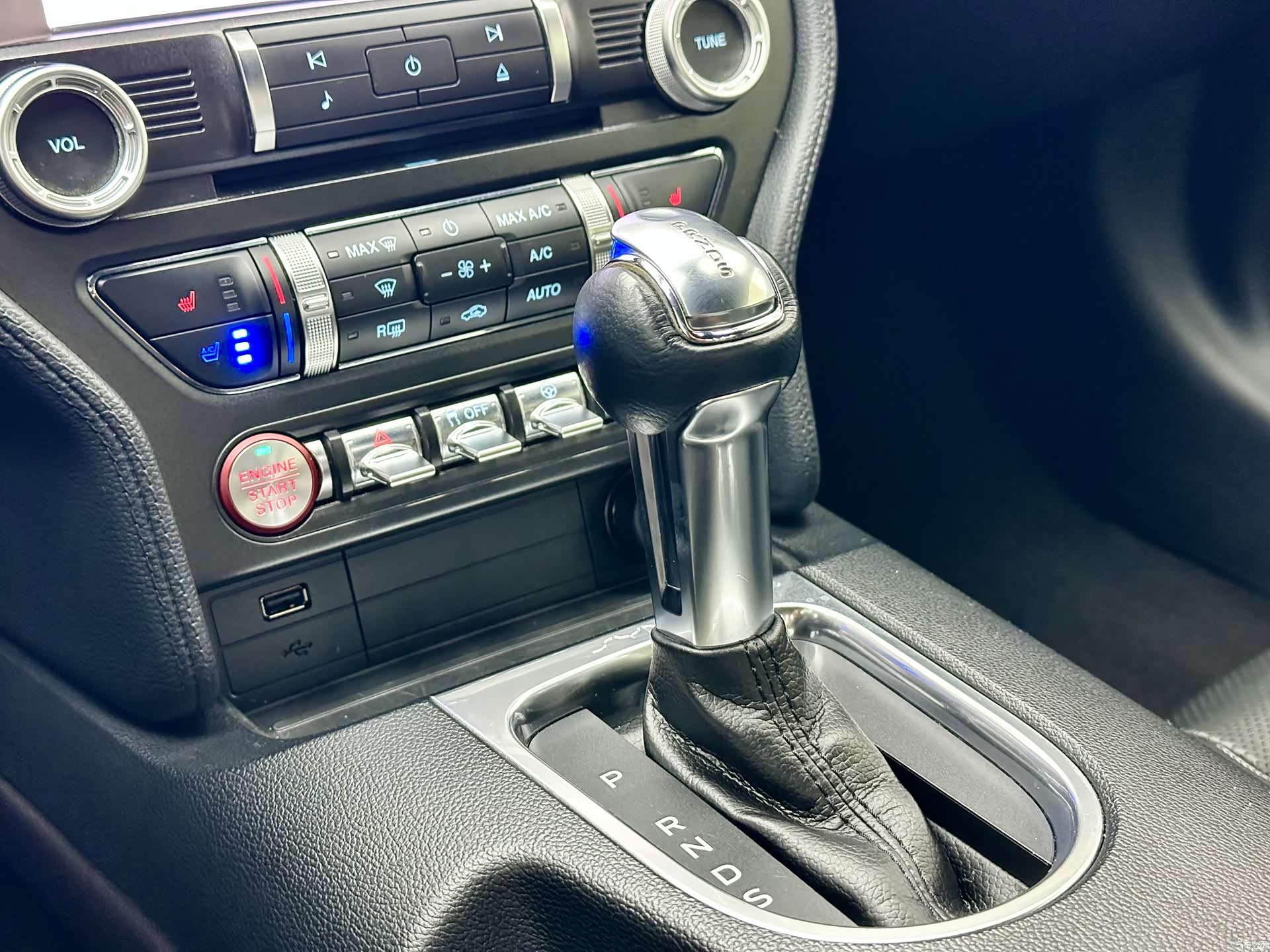 Ford Mustang, 2019 11