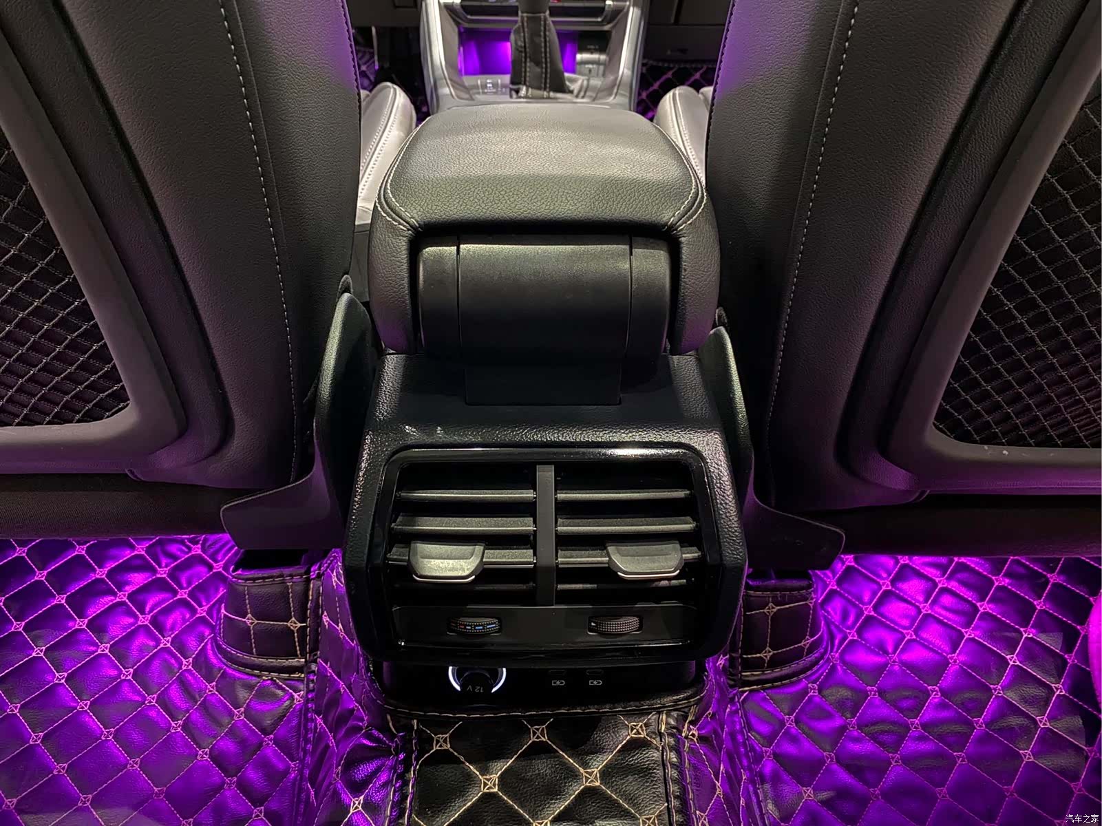 Audi Q3, 2022 17