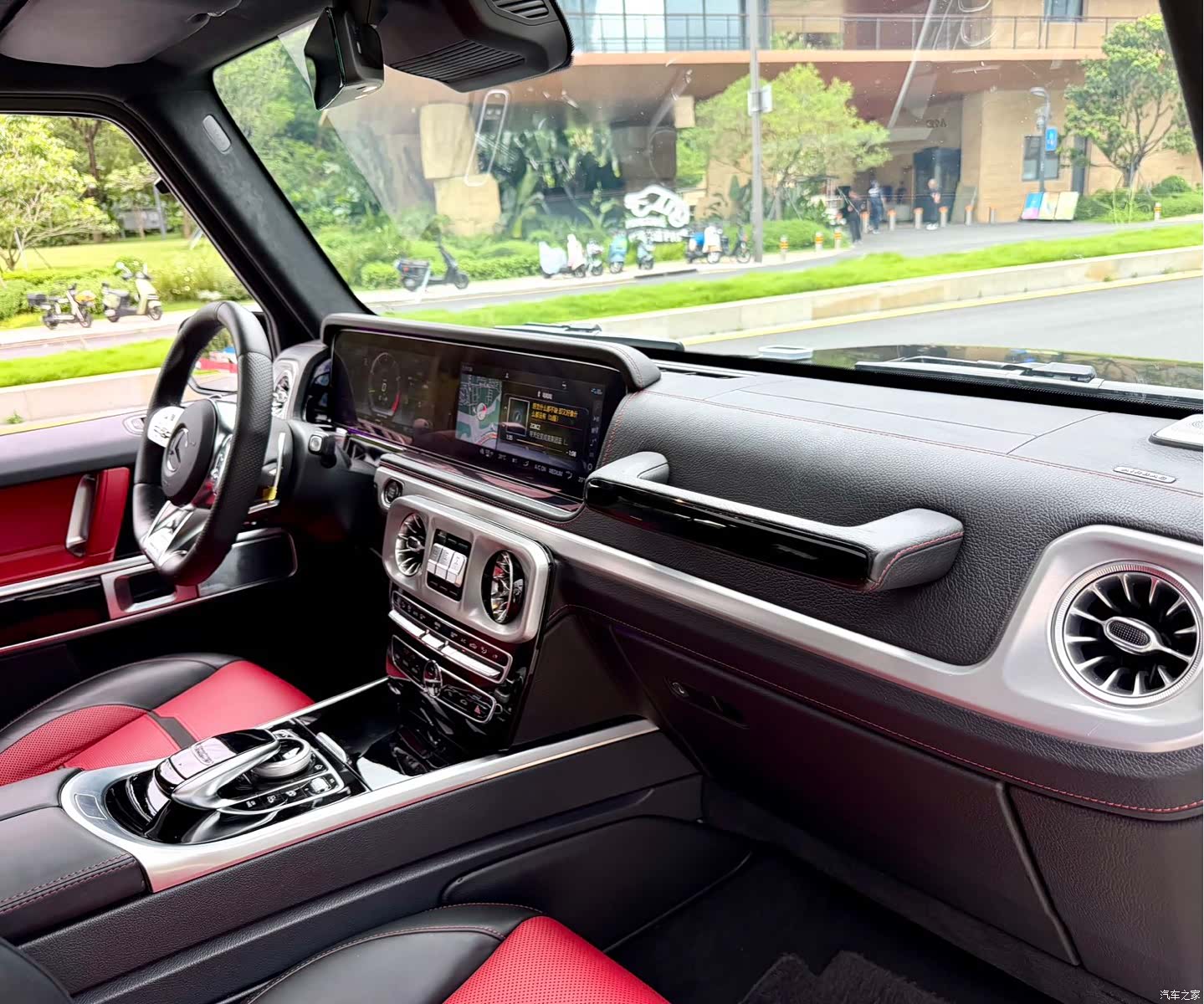 Mercedes-Benz G-Class, 2020 25
