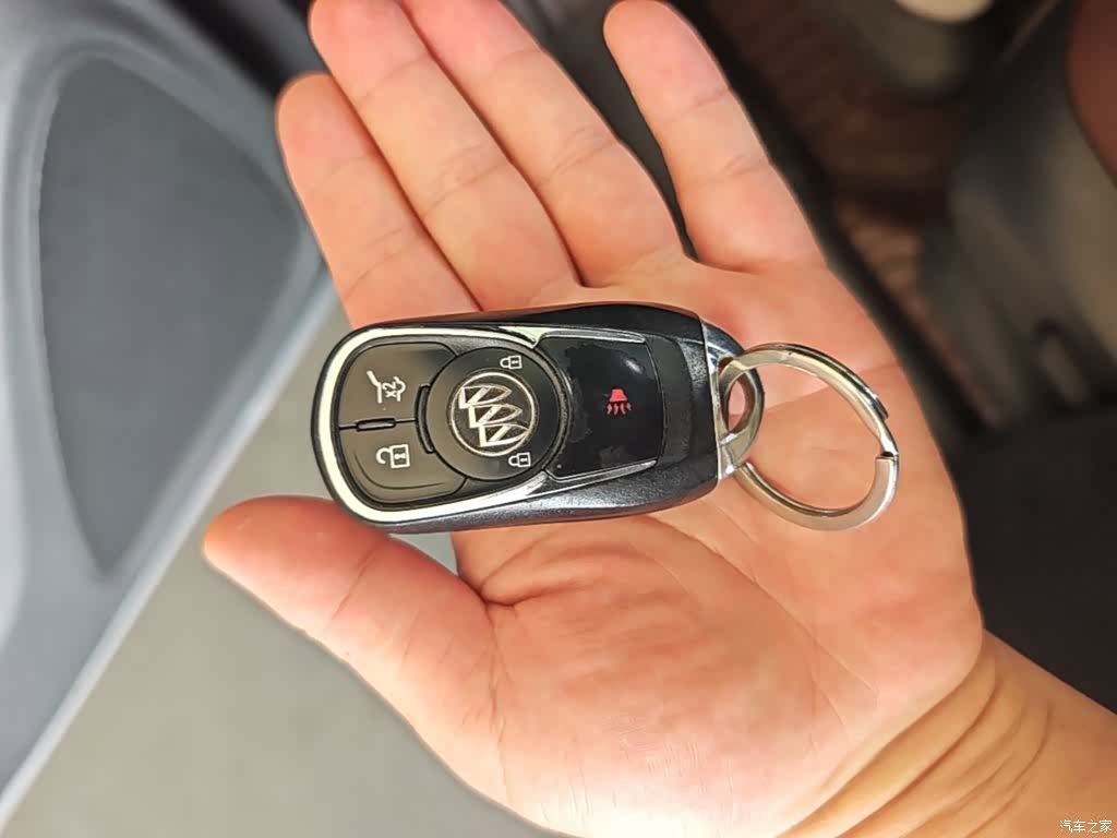 Buick Envision Plus, 2018 9
