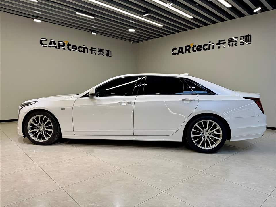 Cadillac CT6