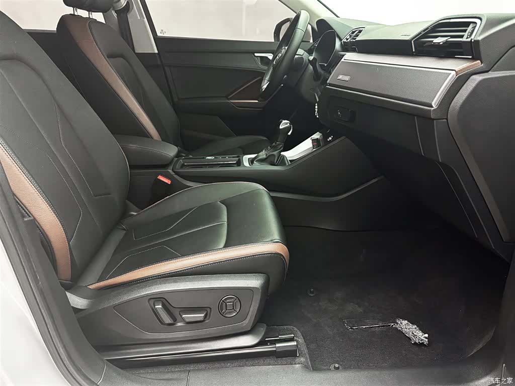 Audi Q3, 2021 11