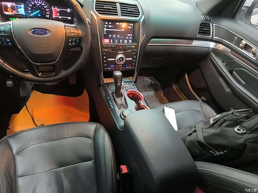 Ford Explorer, 2017 14