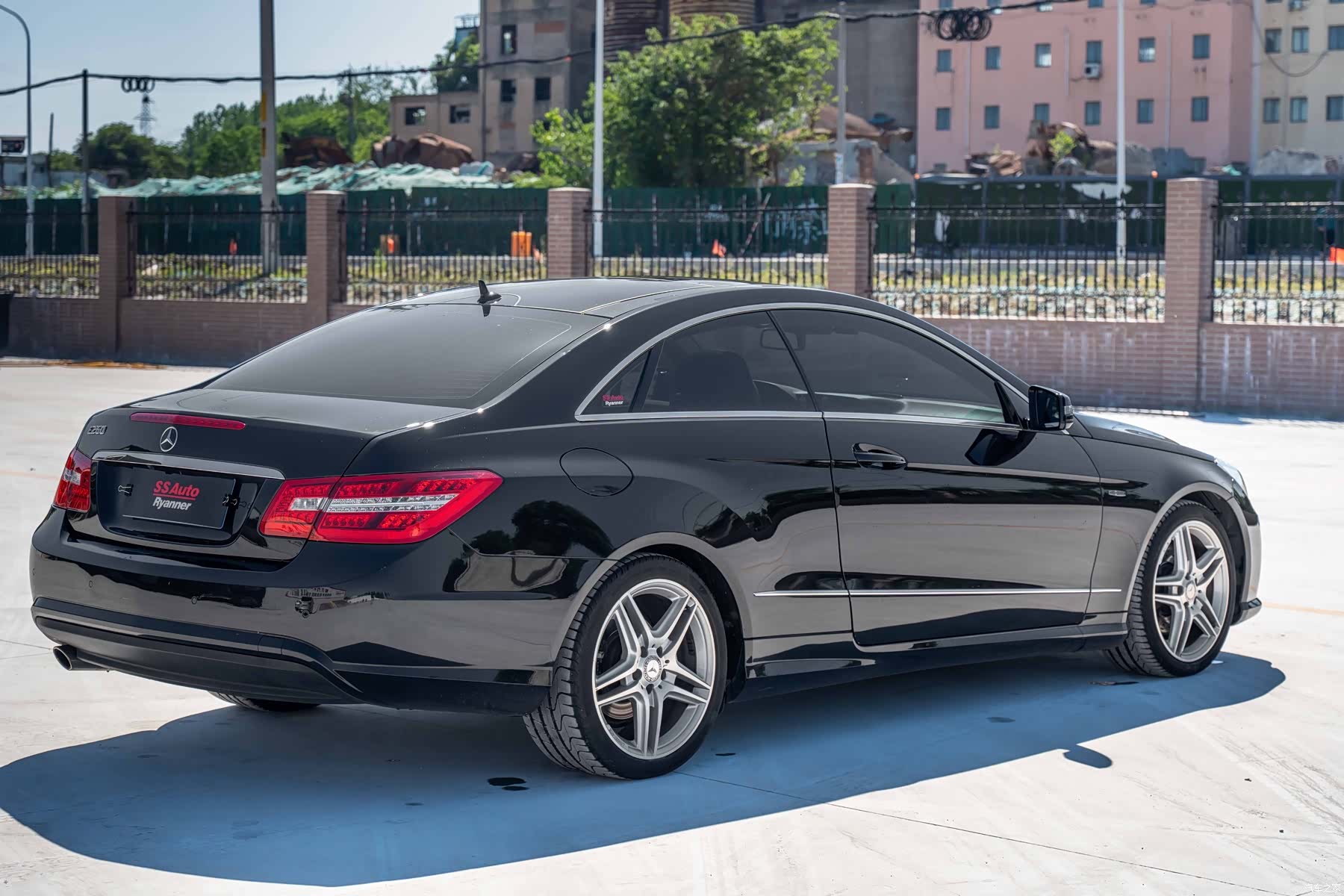 Mercedes-Benz E-Class, 2013 6