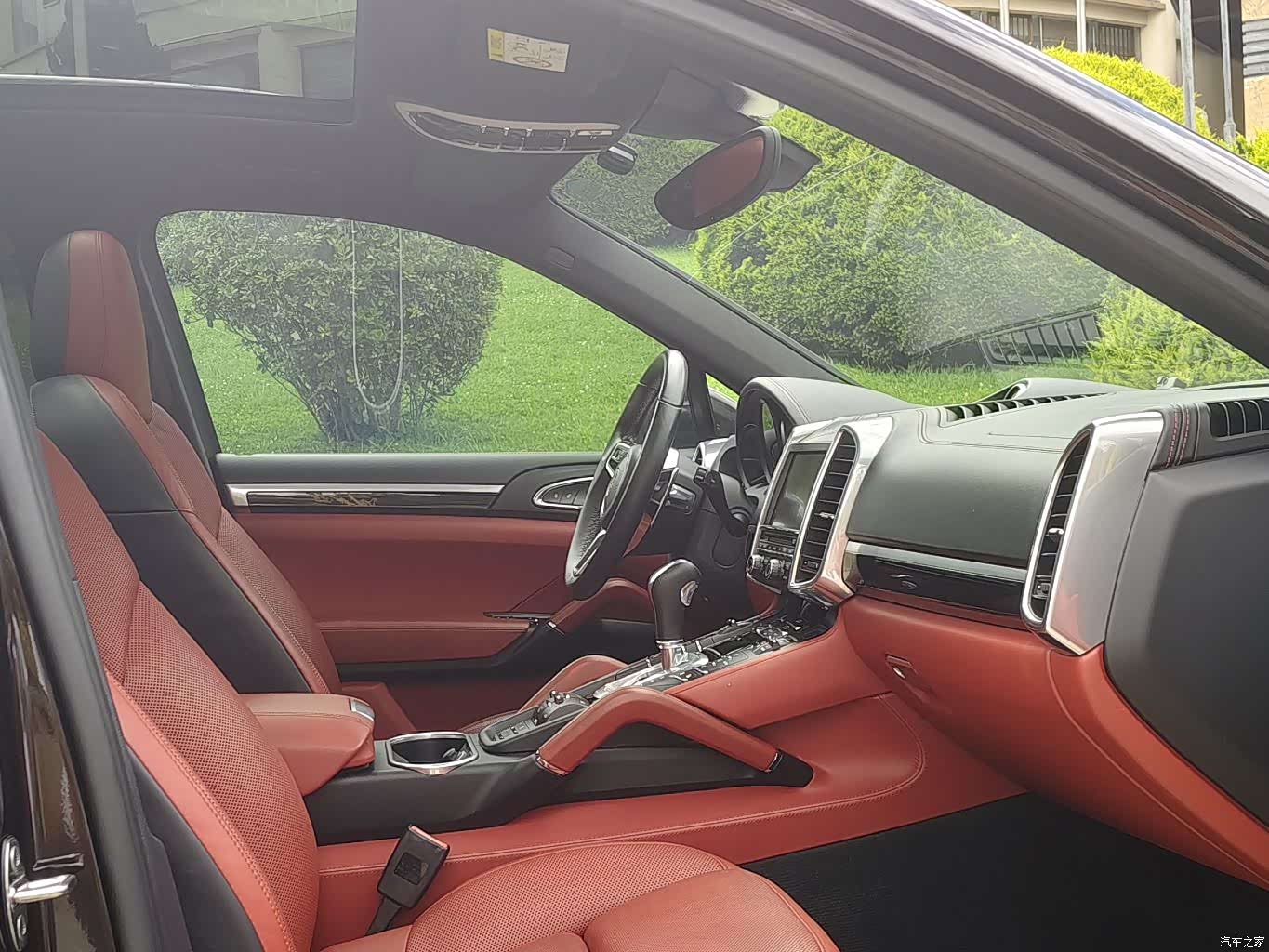 Porsche Cayenne, 2016 12