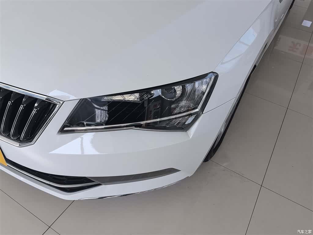 Skoda Superb, 2016 24