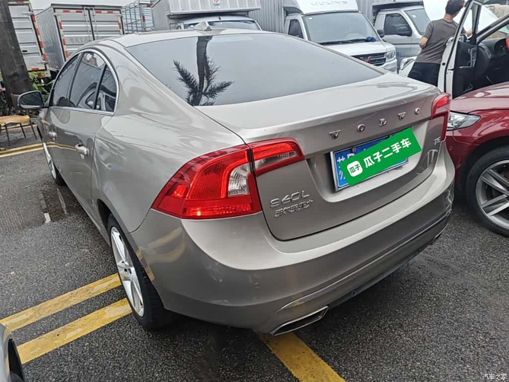Volvo S60, 2016 все фото